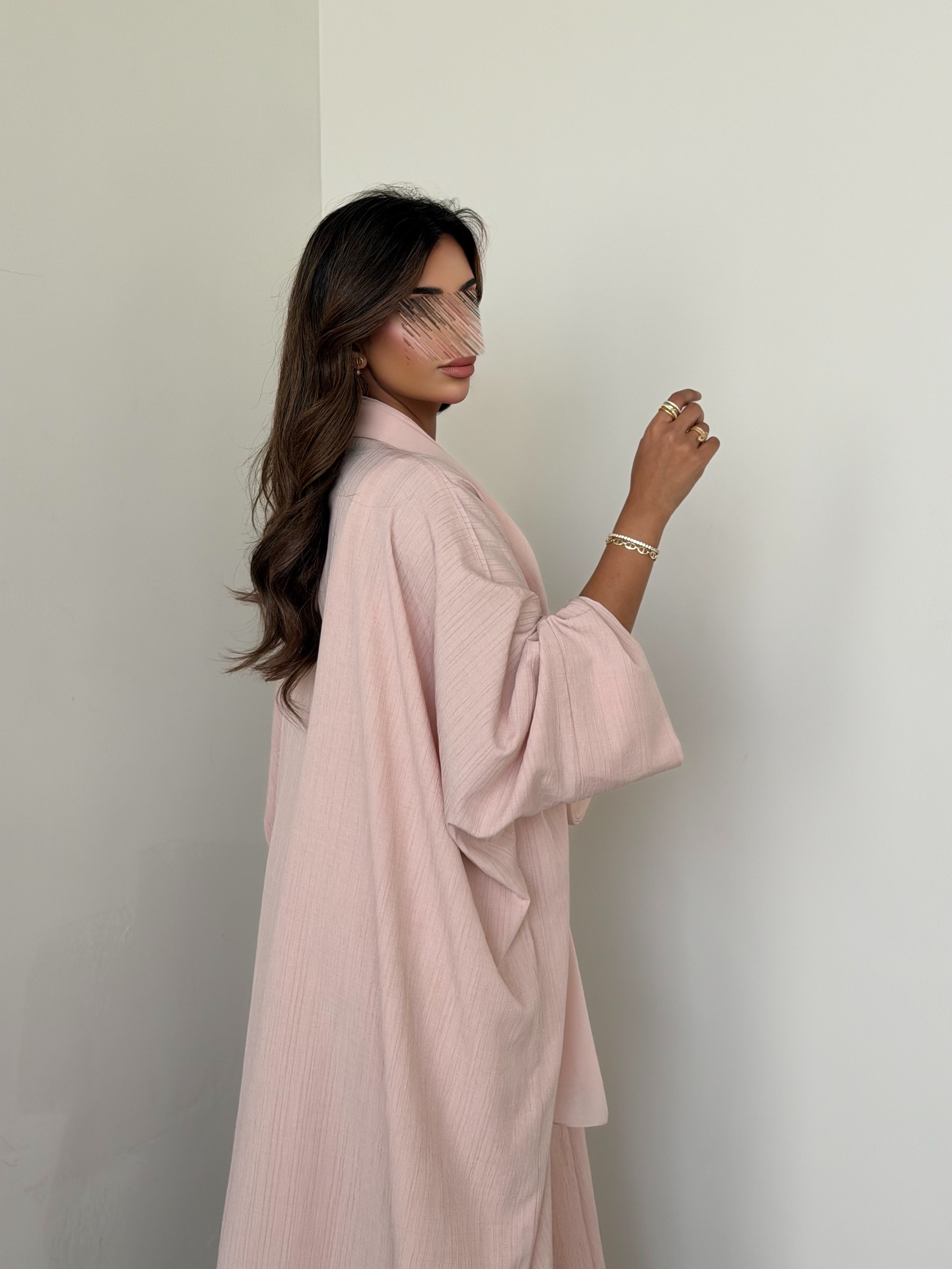 MWT5040 - قماش كريب وردي قصة نص بشت - Aya