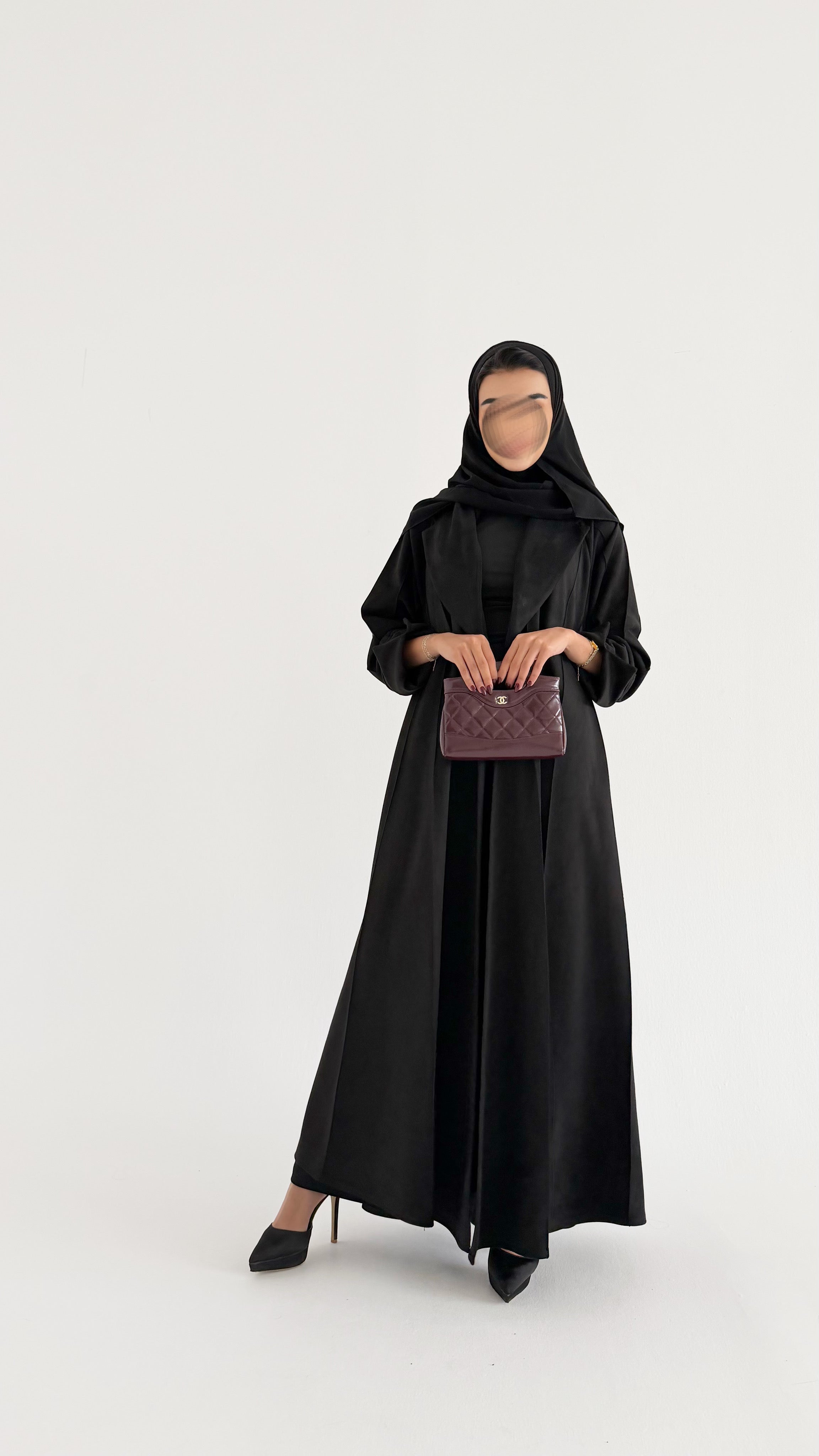 MW645 - Light Crepe Standing with Jacquard Half-Cloche