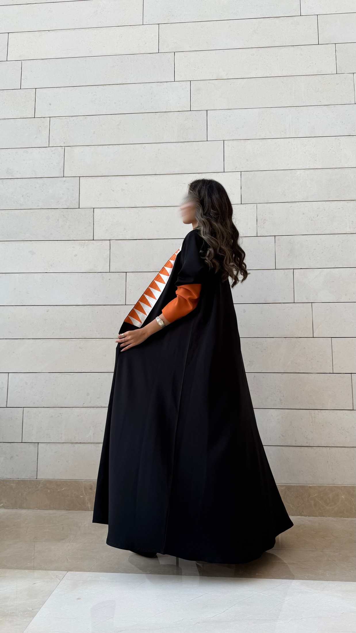 MW1591 -عباية سوداء بتطريز برتقالي | Black Abaya with Orange Embroidery - Aya