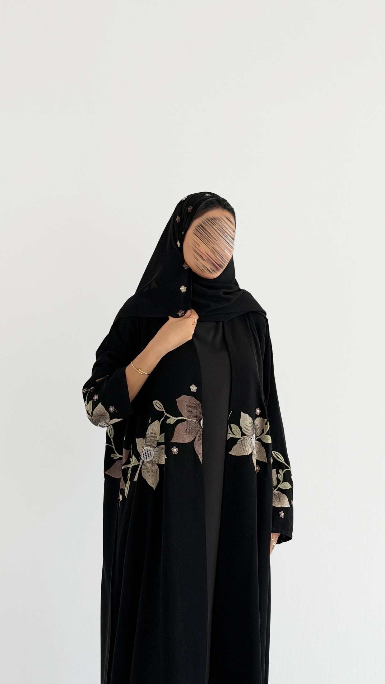 MW2051 -عباية ملكي تطريز كمبوتر - Aya