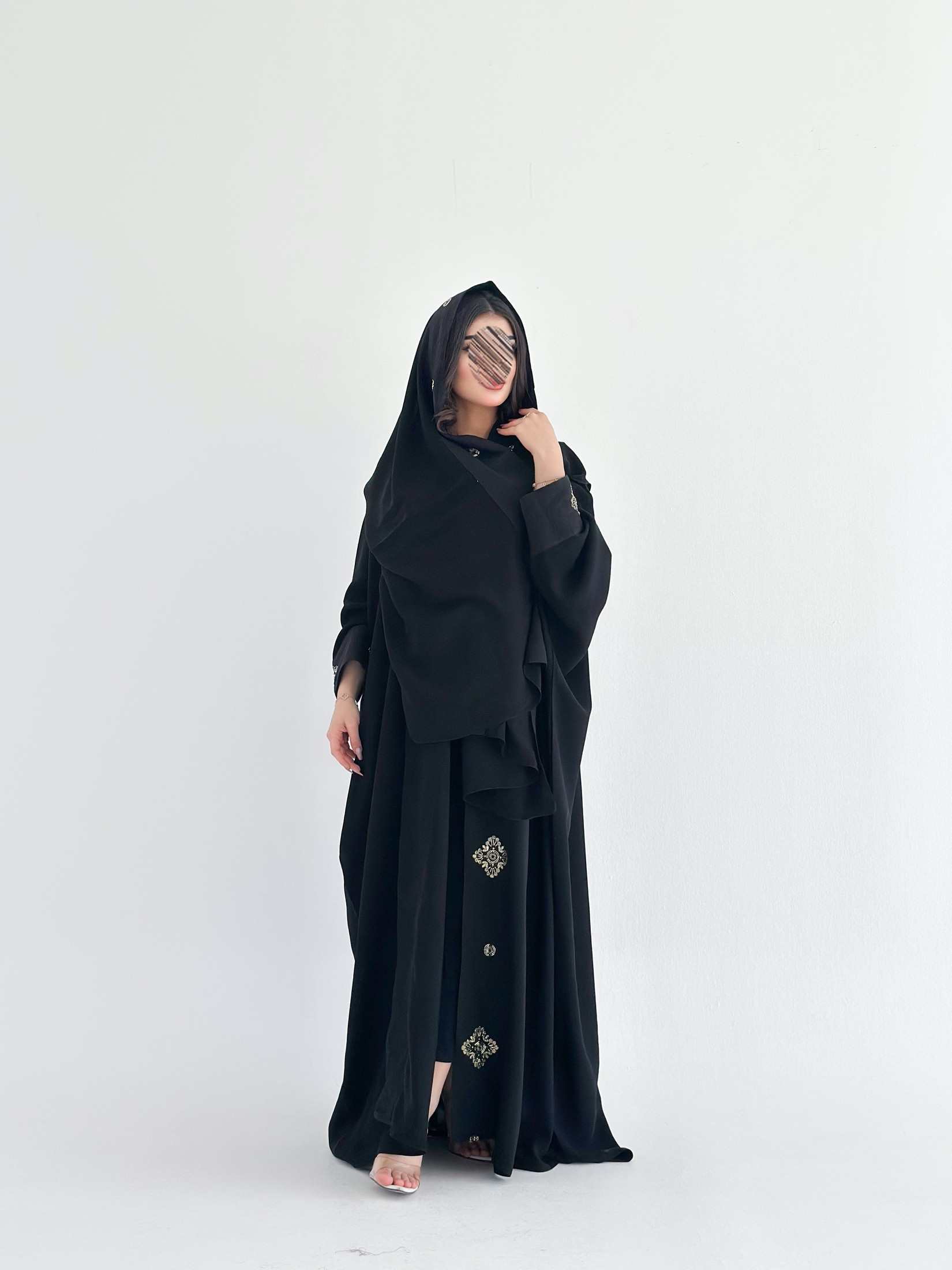 MWT2006 -عبايه نص بشت بتطريز لنن - Aya