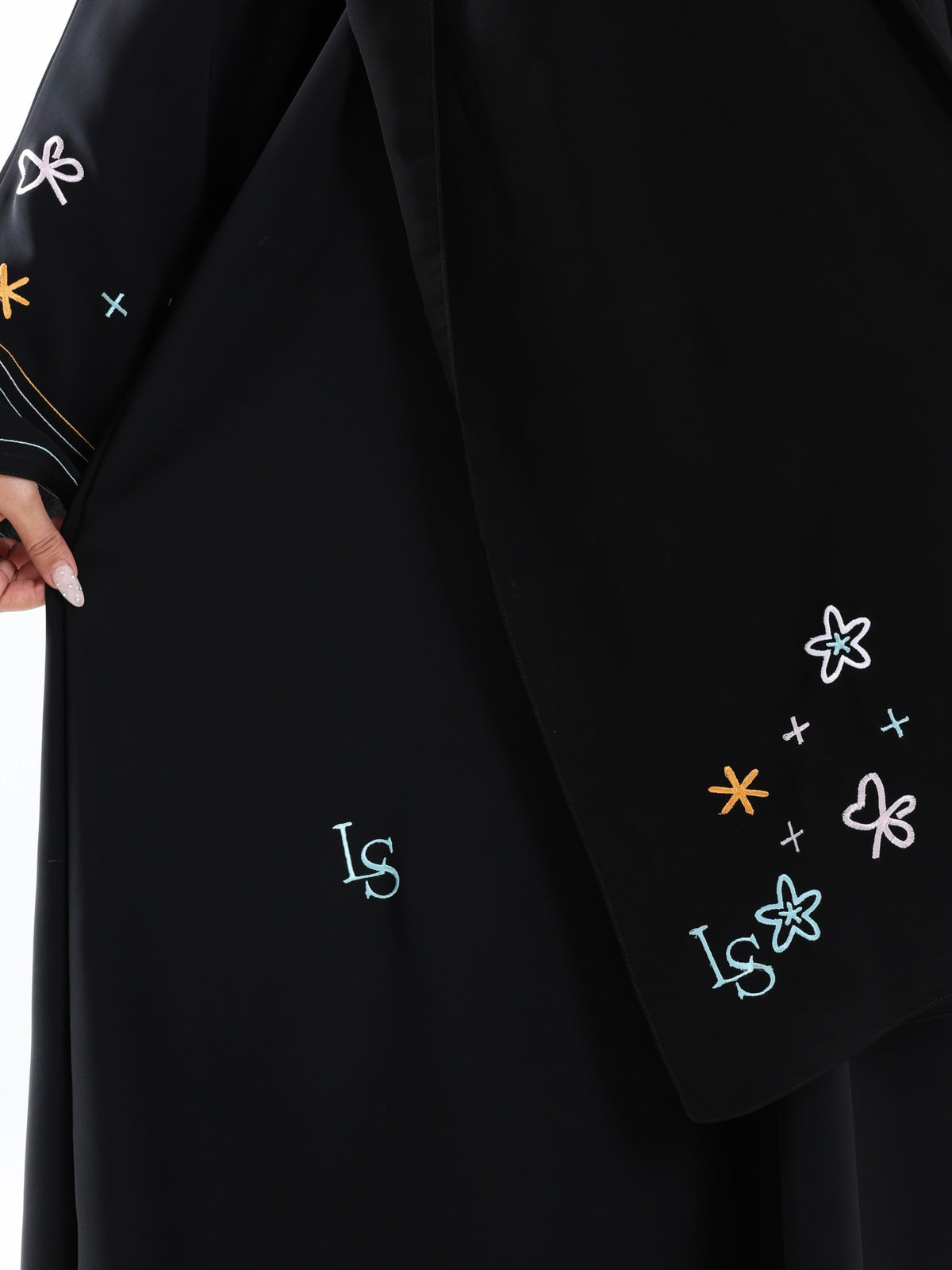 MWT4064 - Charms abaya – شارمز عبايه - Aya
