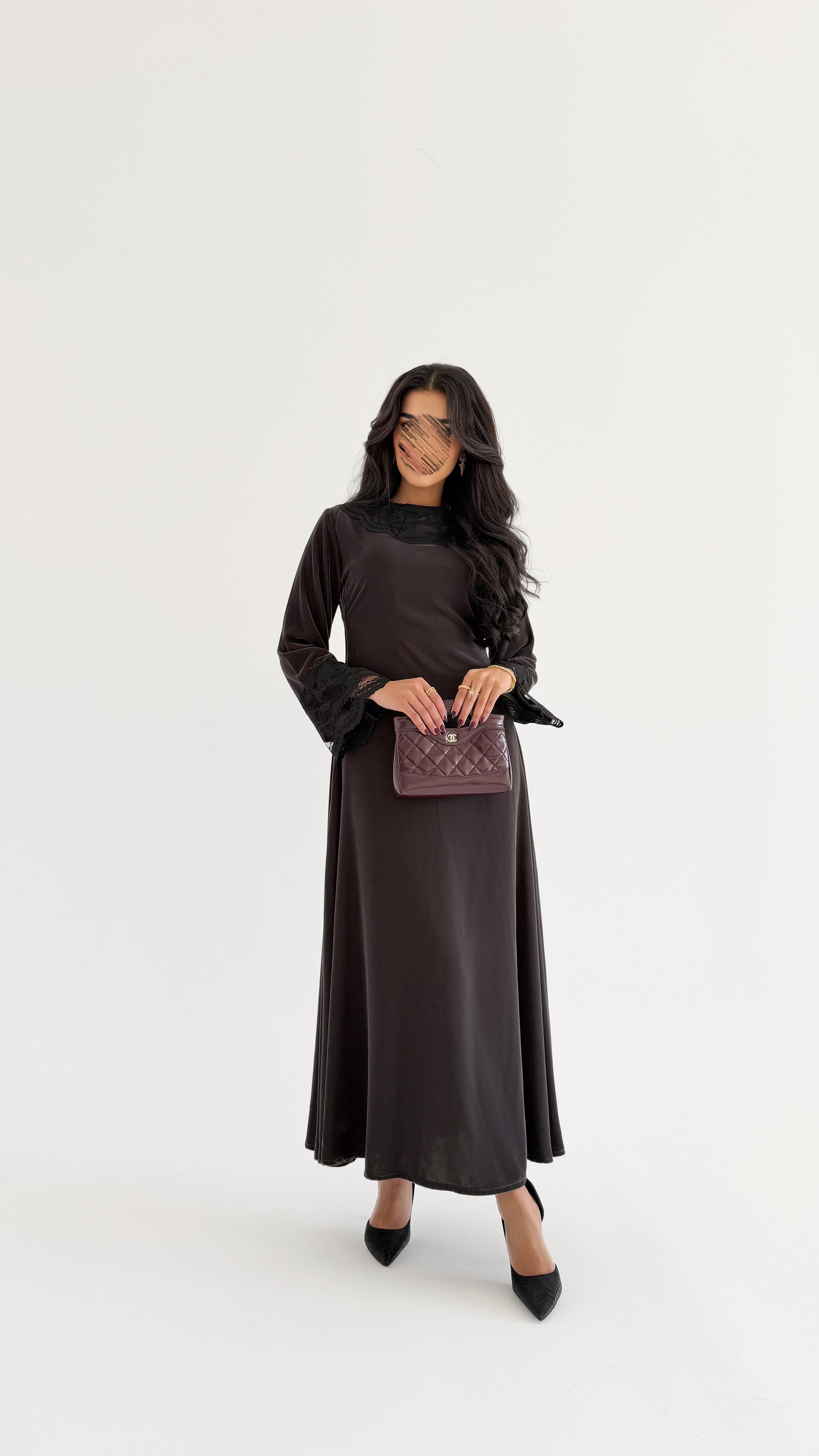 MWJ008 - جلابية مخمل أنيقة مع كلفة ناعمة في الأمام والأكمام - Aya