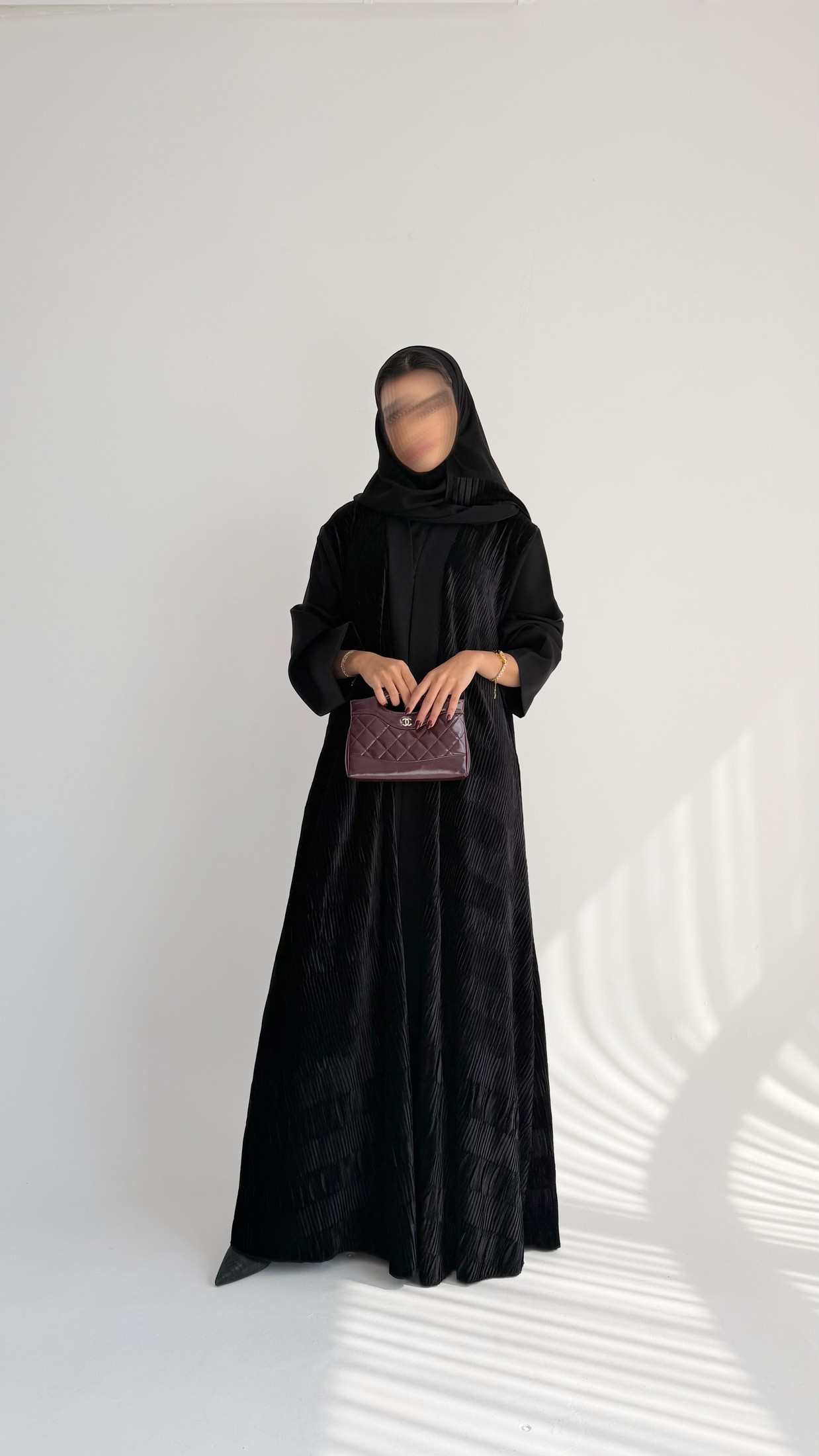MWT877 - عباية مخمل بيليسية - Aya