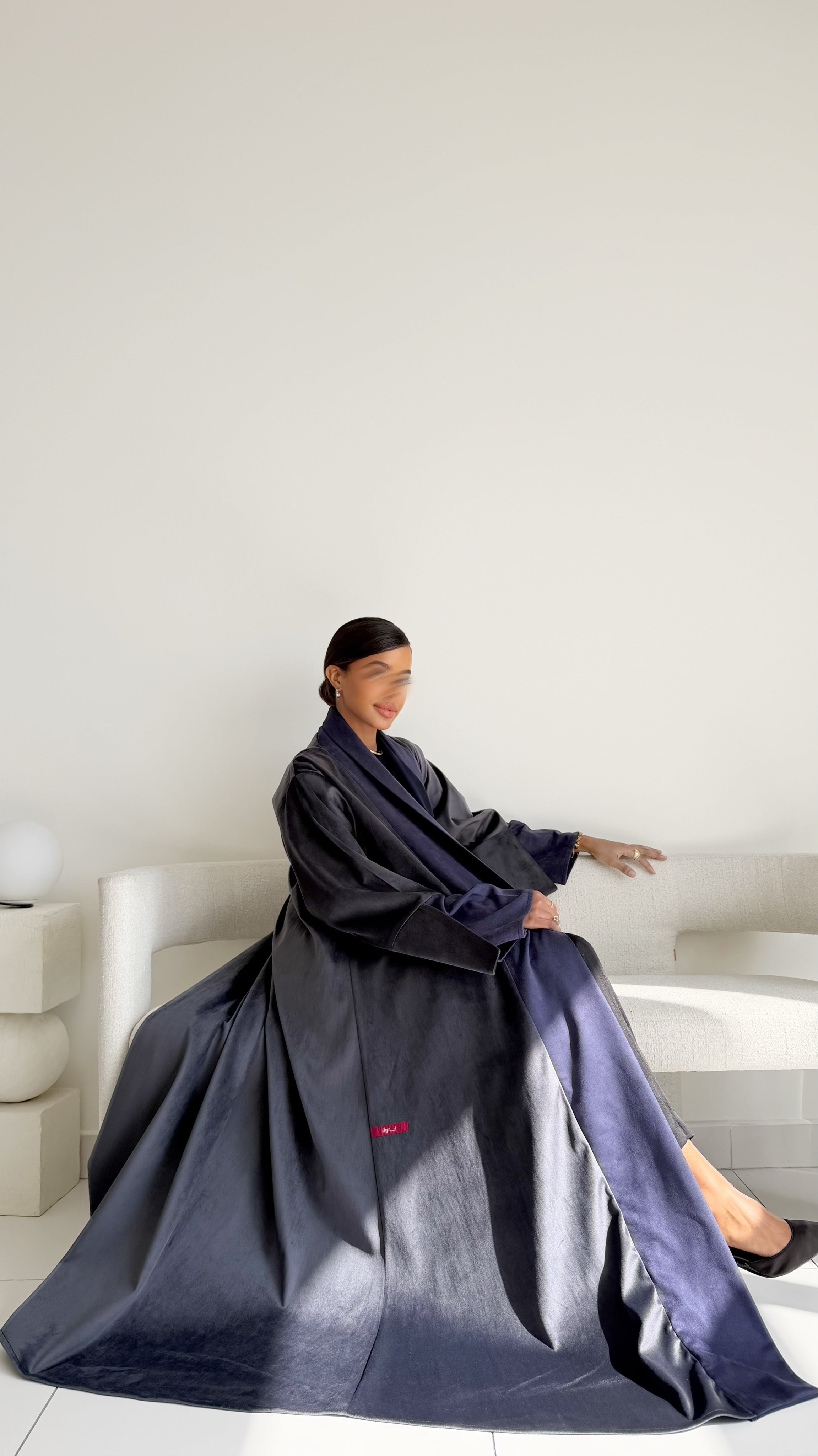 MW645 - Light Crepe Standing with Jacquard Half-Cloche