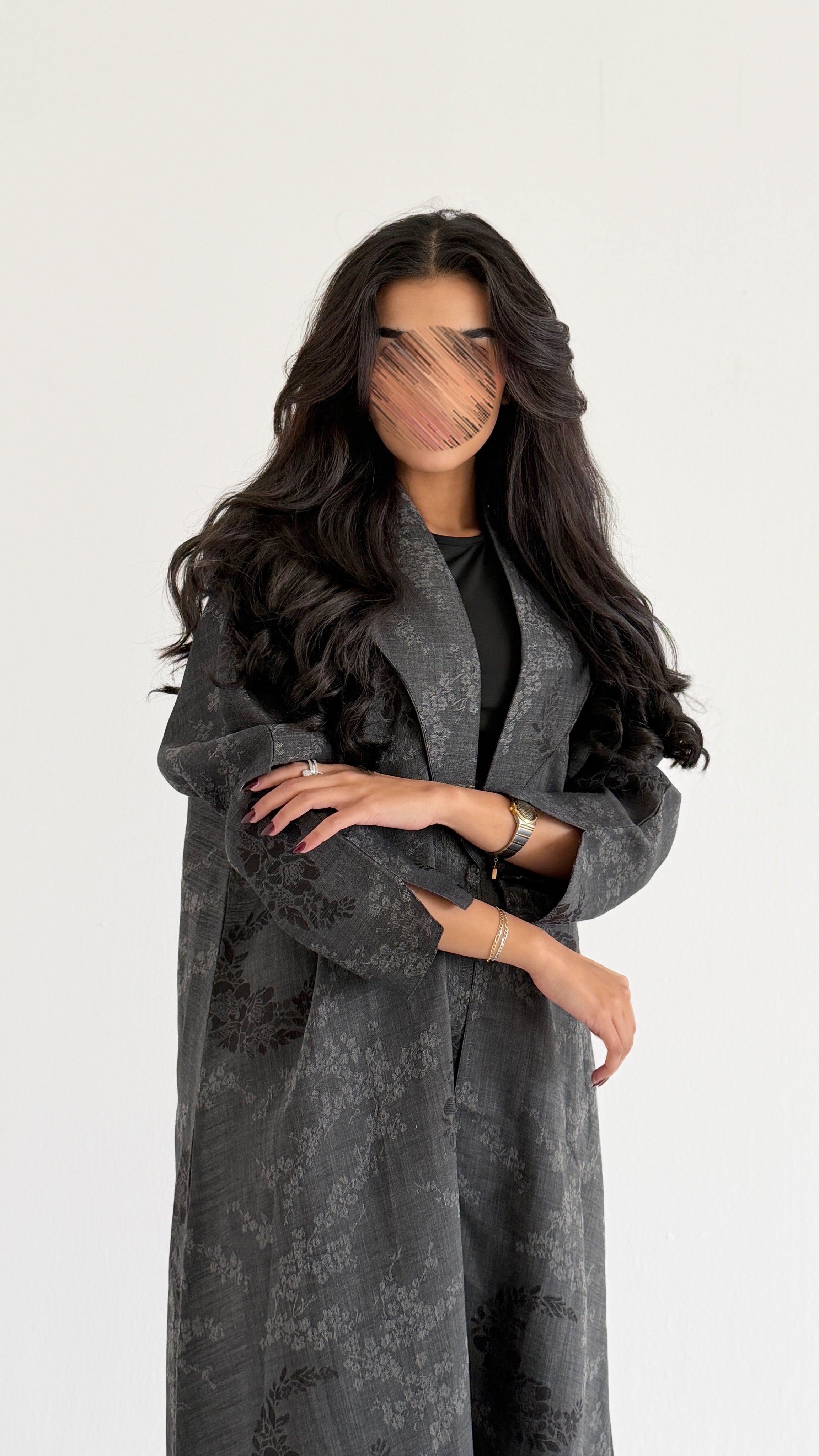 MWT1007 - عباية لنن مطرزة - Aya