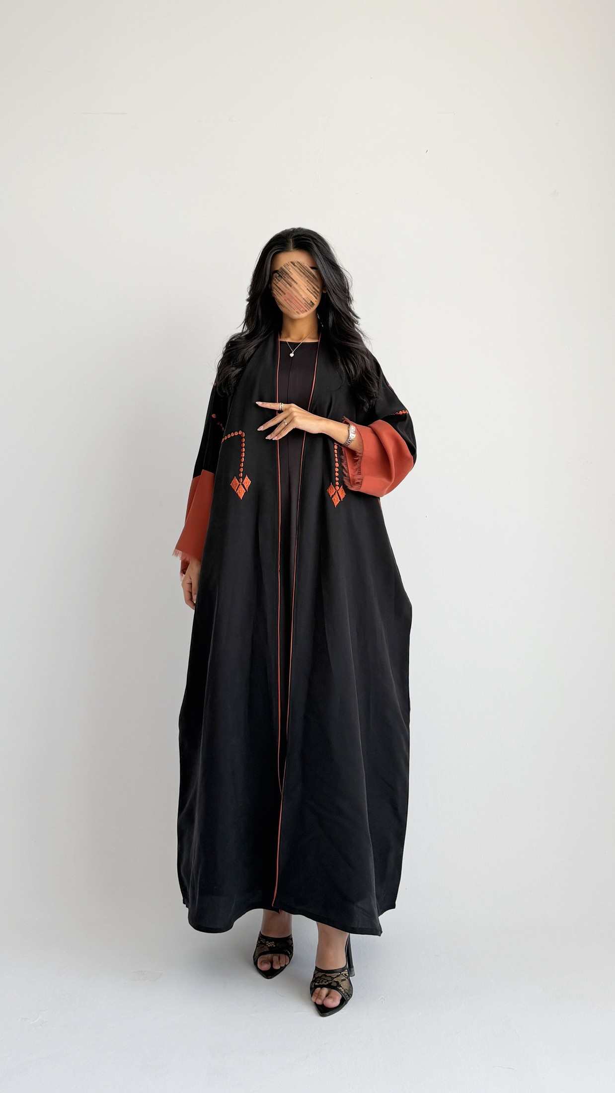MWT1219 - عباية تطريز صيفي |Summer Embroidered Abaya - Aya