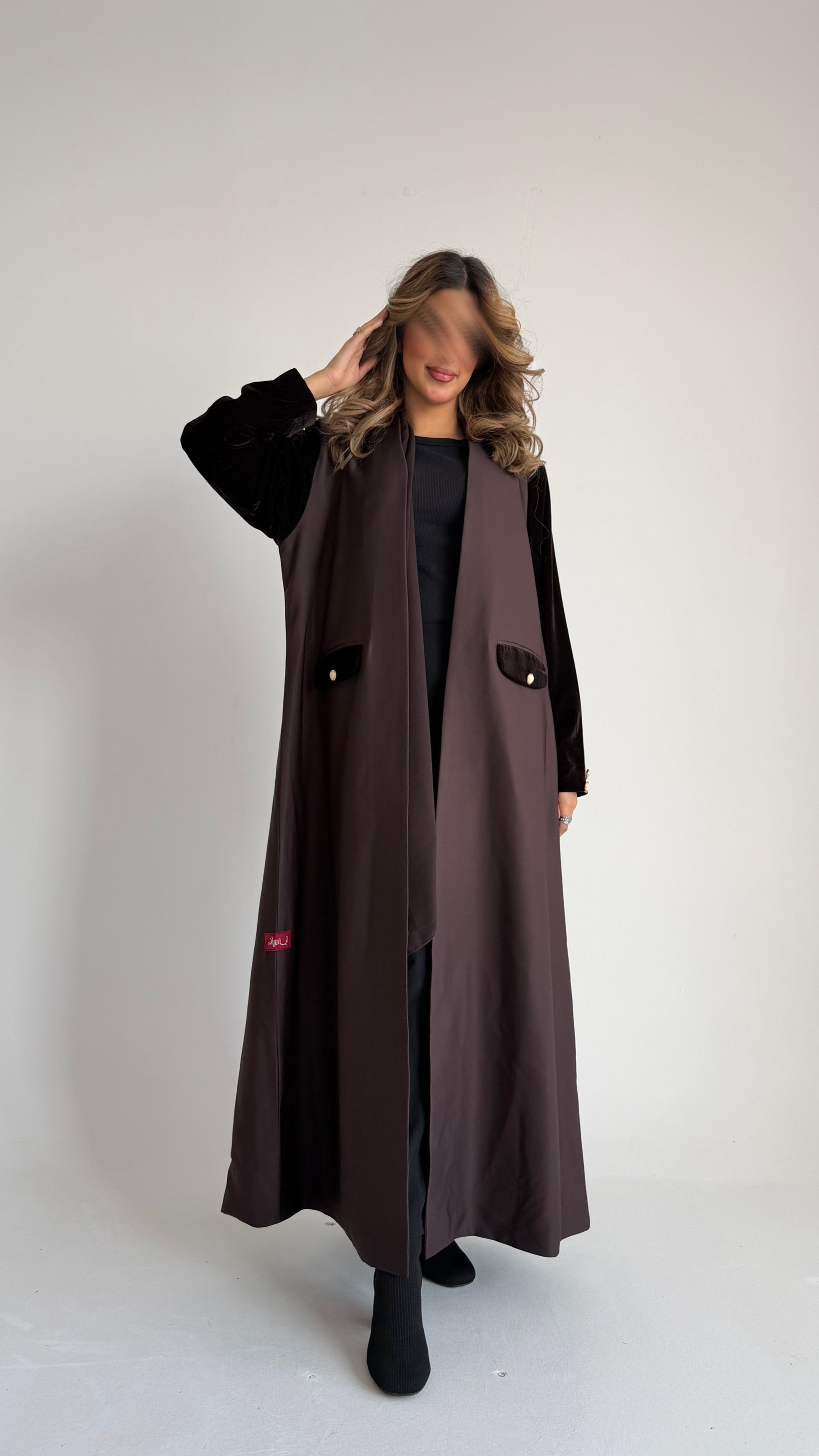 MWT541 - عباية بليزر مع تفته - Aya