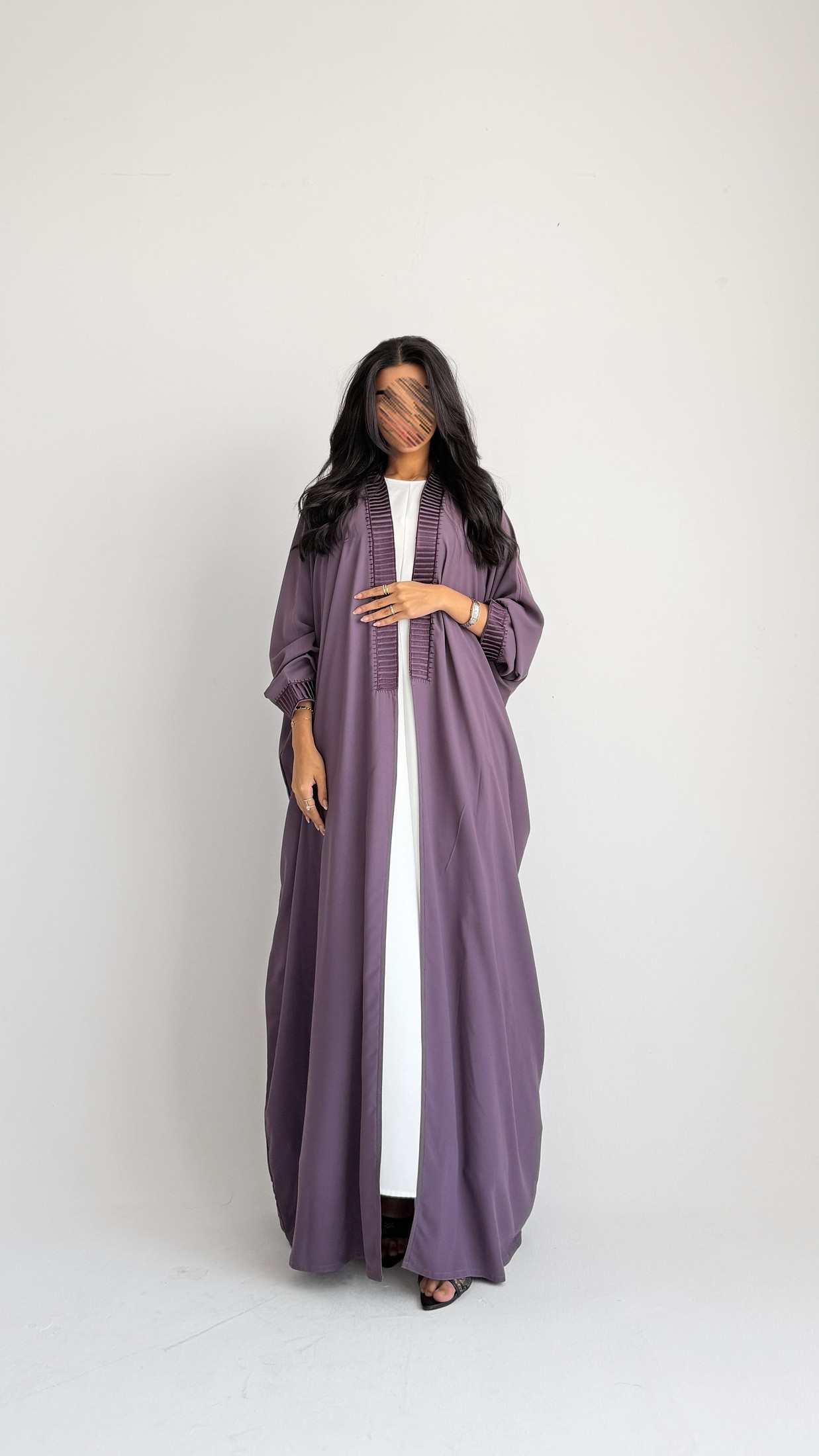 MWT1217 -  عباية بتطريز بالامام - Aya