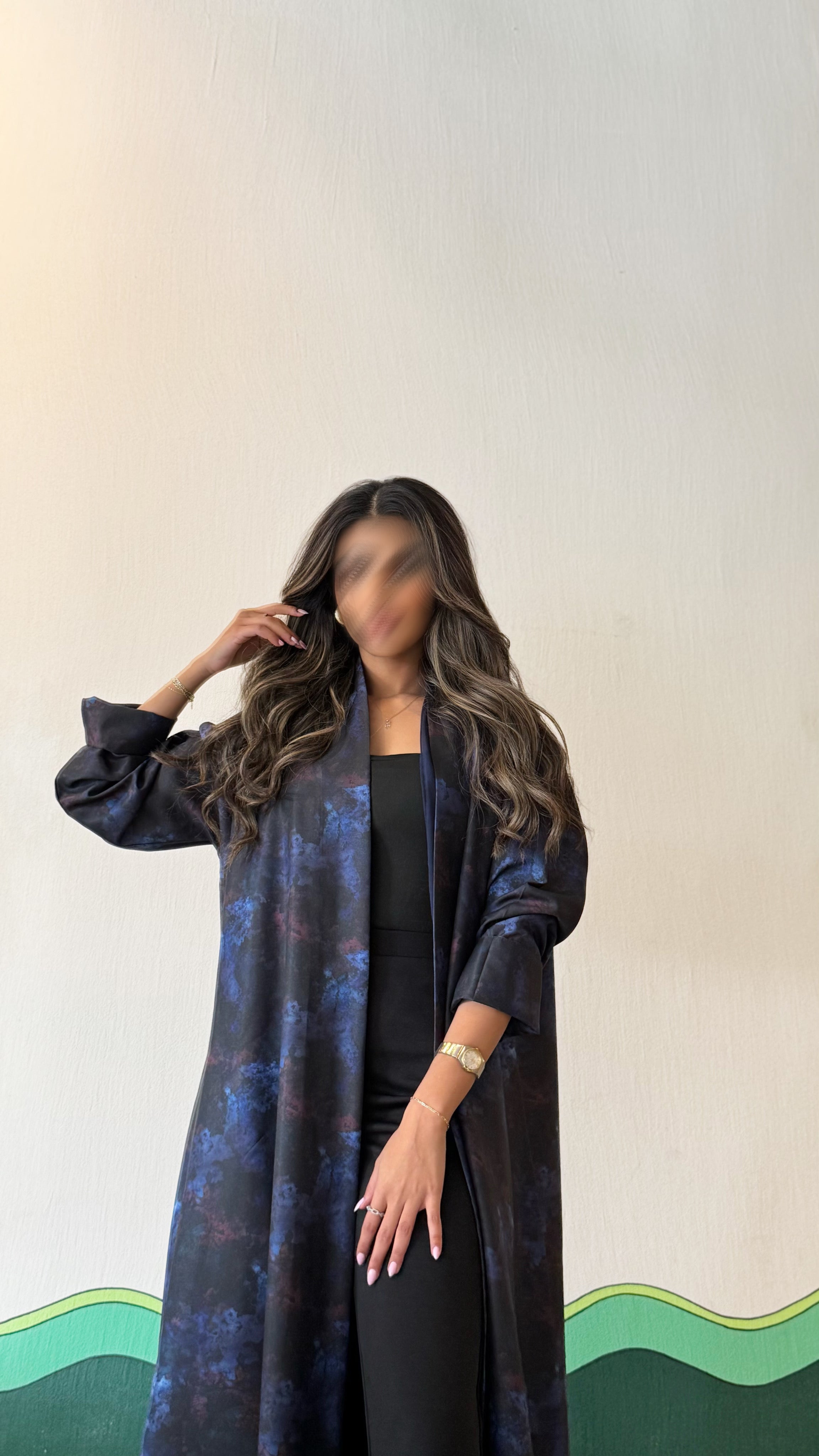 MW645 - Light Crepe Standing with Jacquard Half-Cloche
