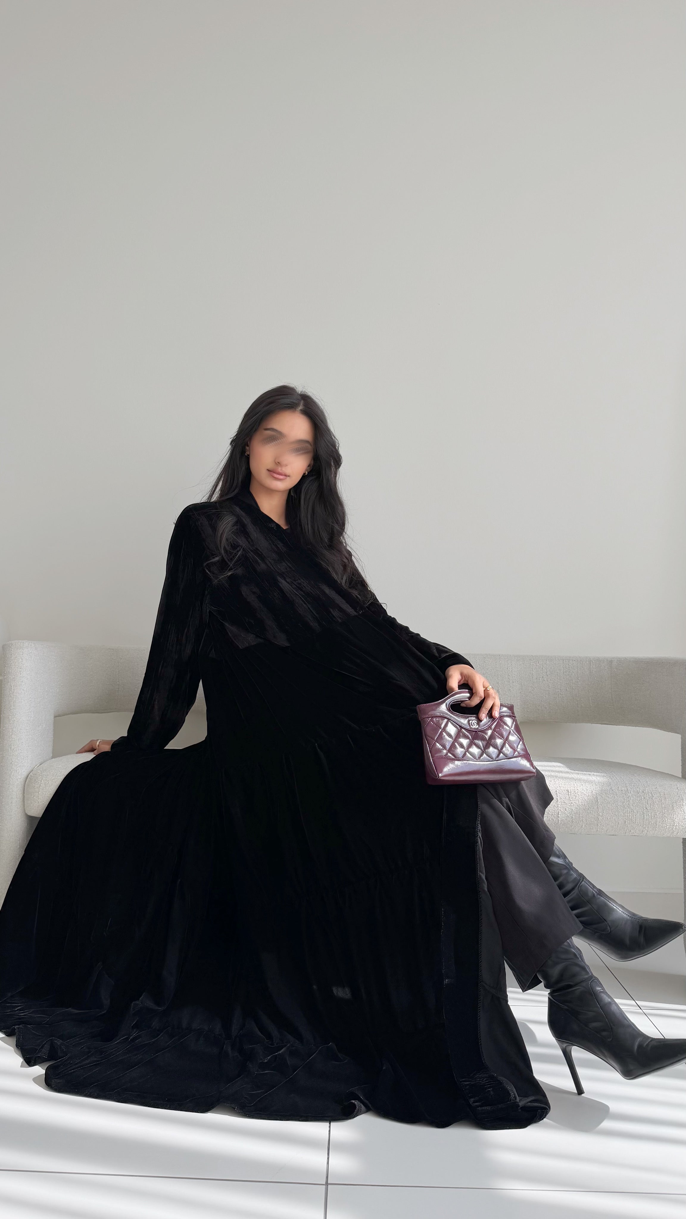 MW645 - Light Crepe Standing with Jacquard Half-Cloche