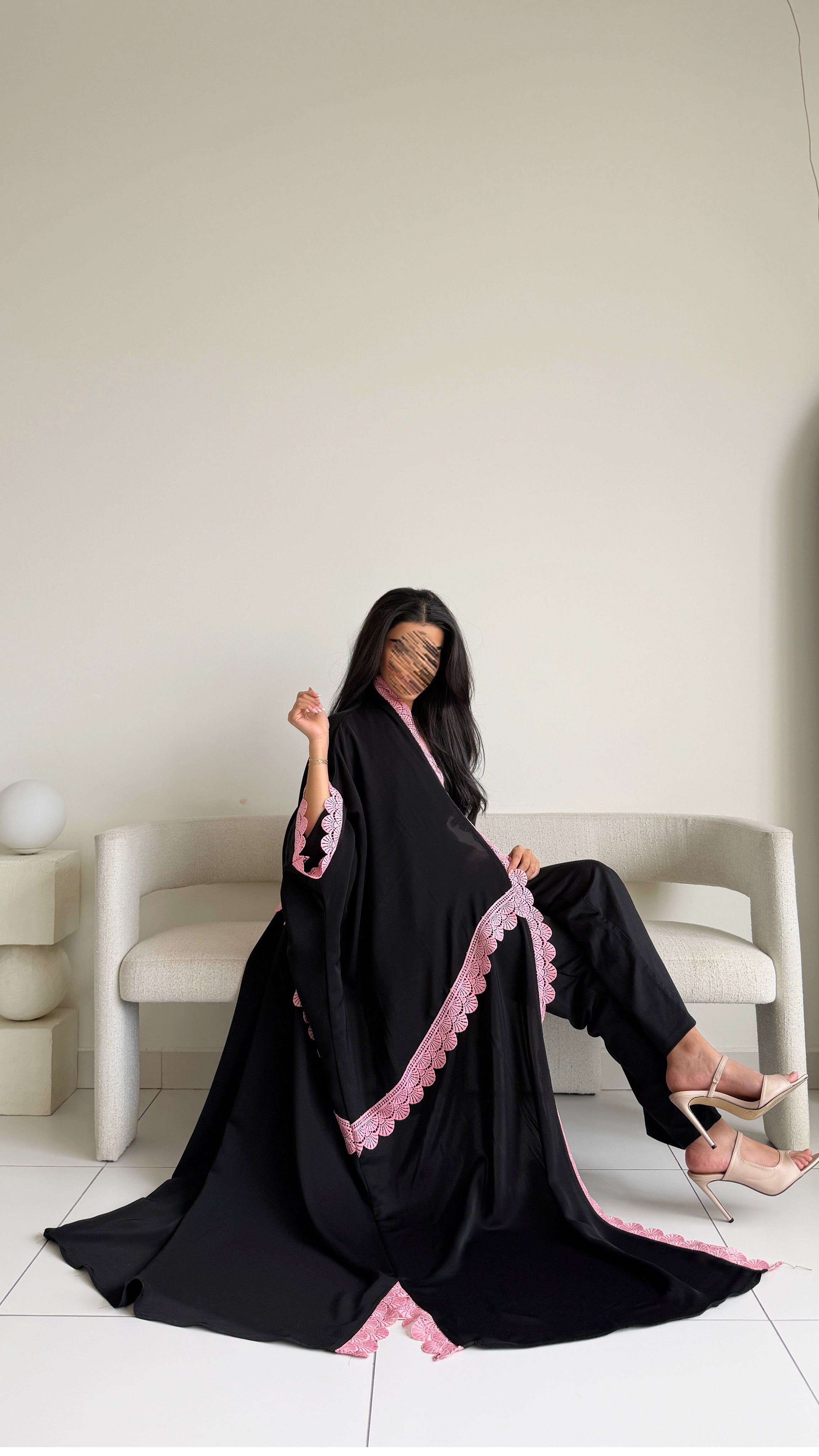 MW2163 -عبايه كريب مع اضافه كلفه مميزه وحصرية - Aya