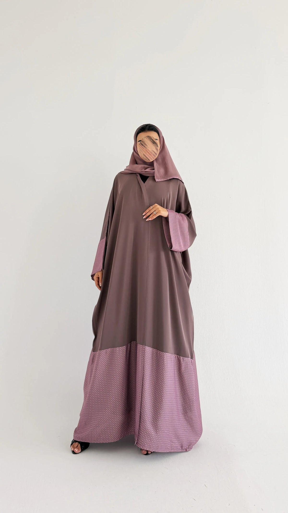 MWT1279 - عباية بني بتدخيلة طباعة - Aya