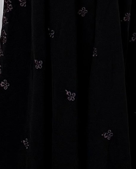 MWT792 - عباية كريب مع تطريز هندي - Aya