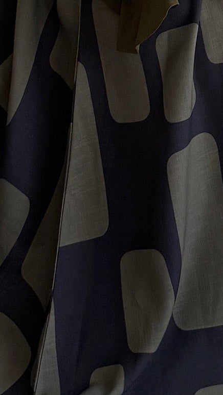 MWT1521 عباية طباعة | Printed Abaya - Aya