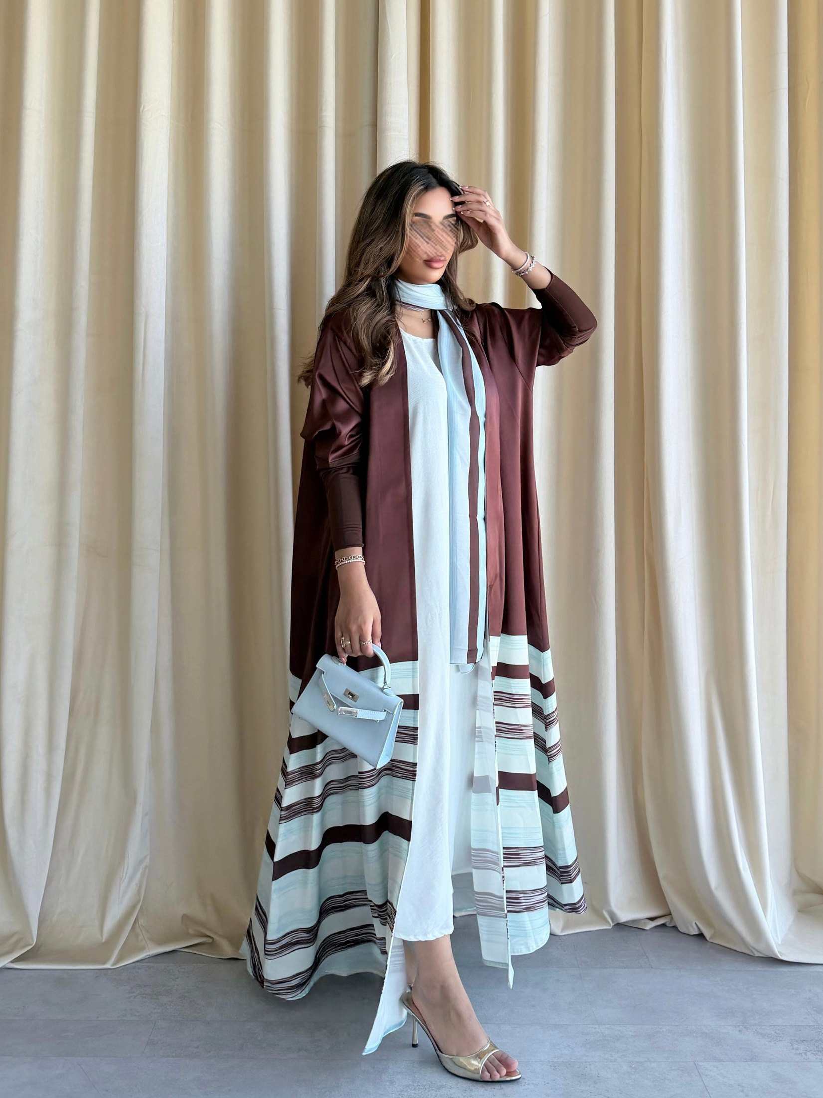 MWT5166 - عباية طباعه قماش حرير بلس - Aya