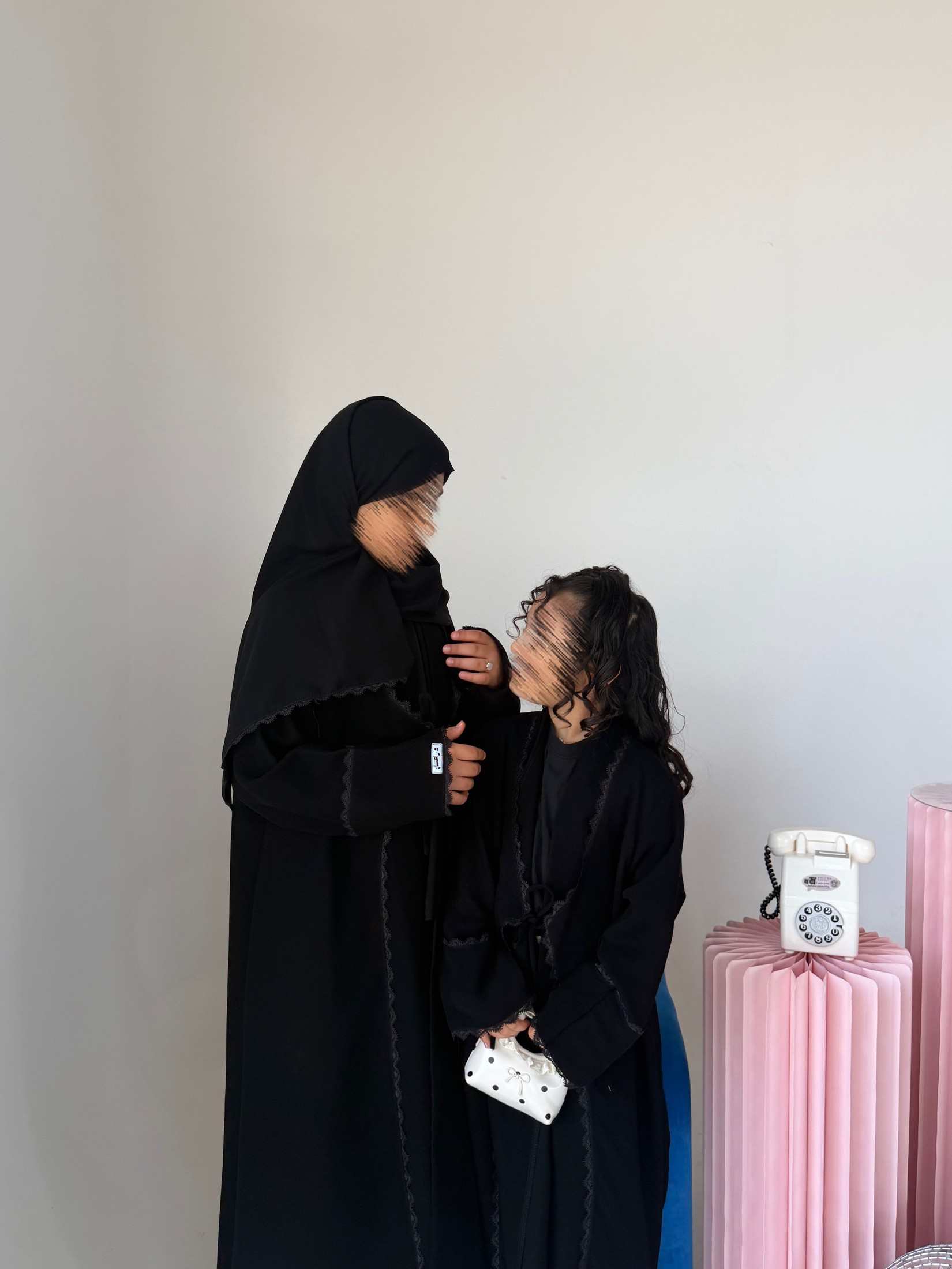 MWT4332 - عباية أطفال سيراميك سوداء بكلفة أنيقة - Aya