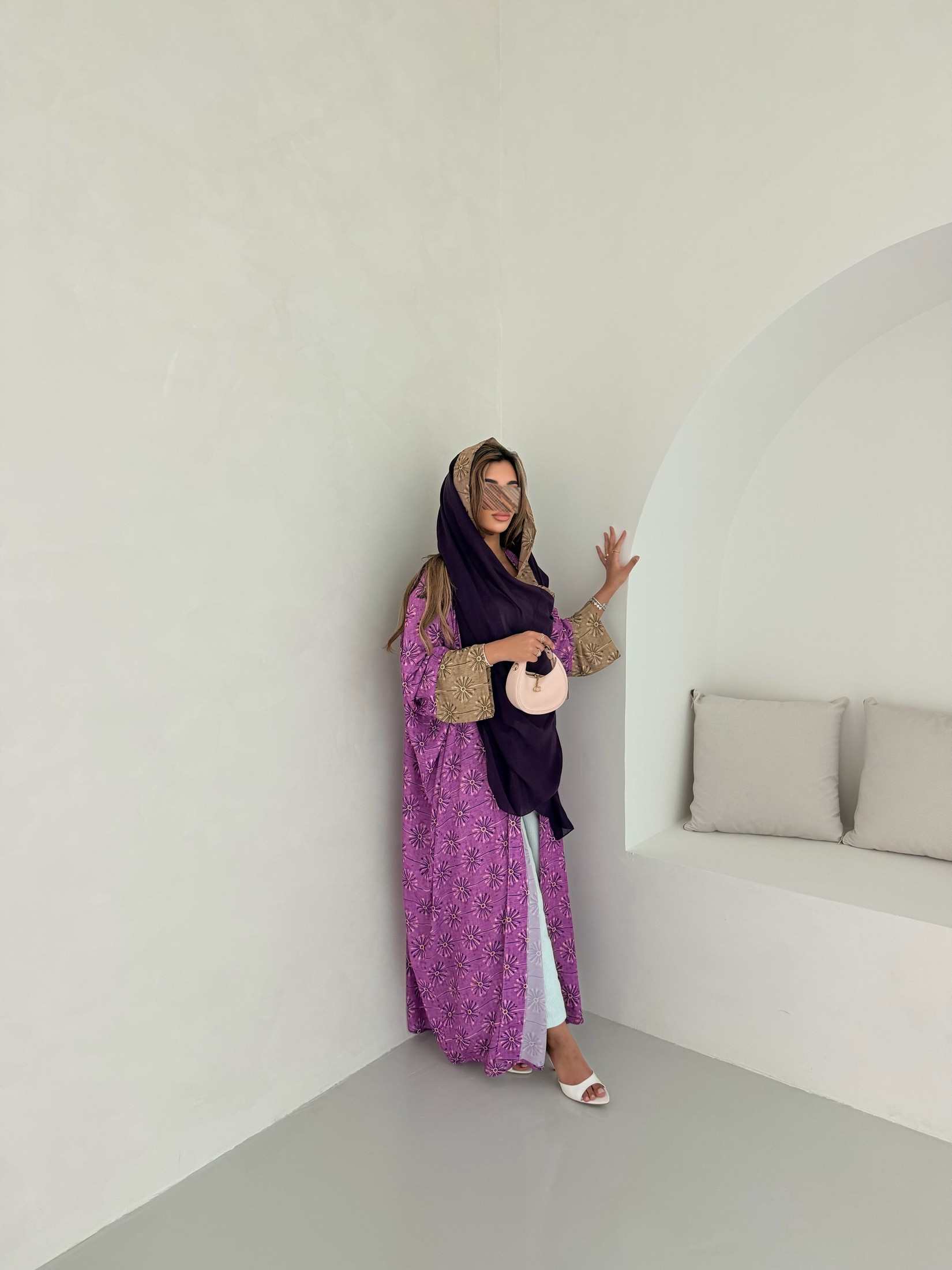 MWT5081 - قماش بنفسجي جورجيت طباعه مع أكمام زيتي طباعه قصة نص بشت - Aya