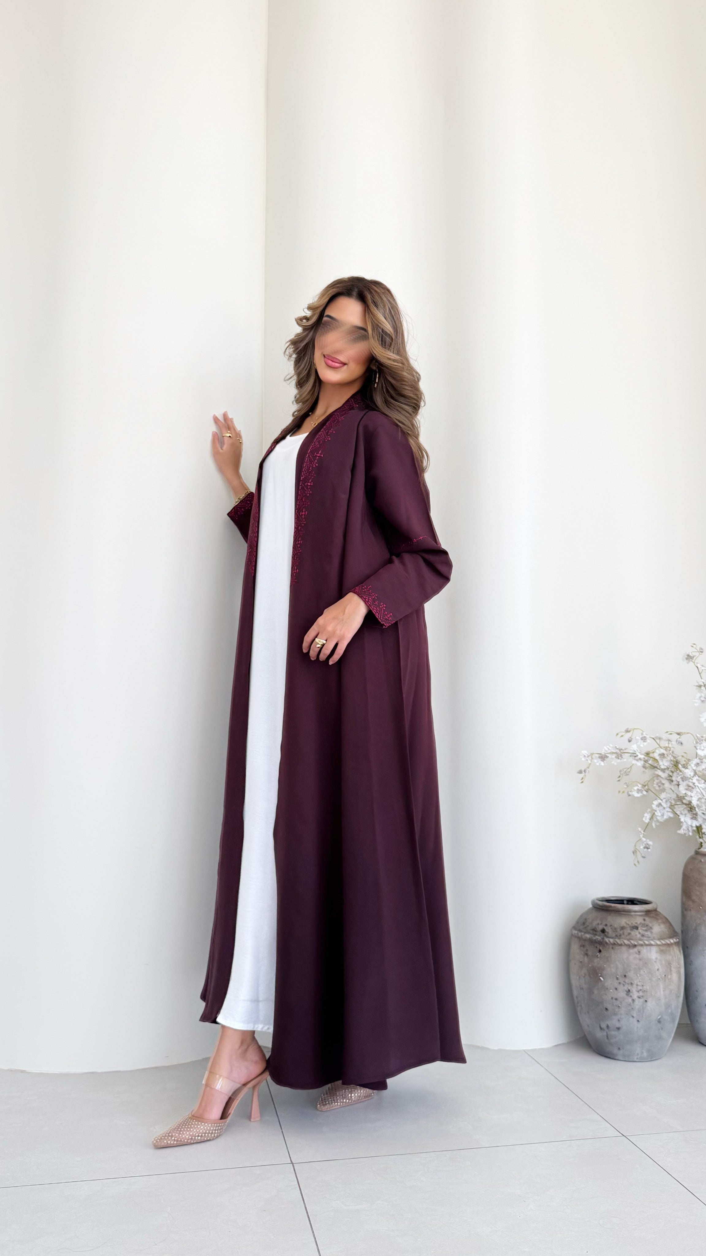MWT349 - عباية عنابي مع تطريز - Aya