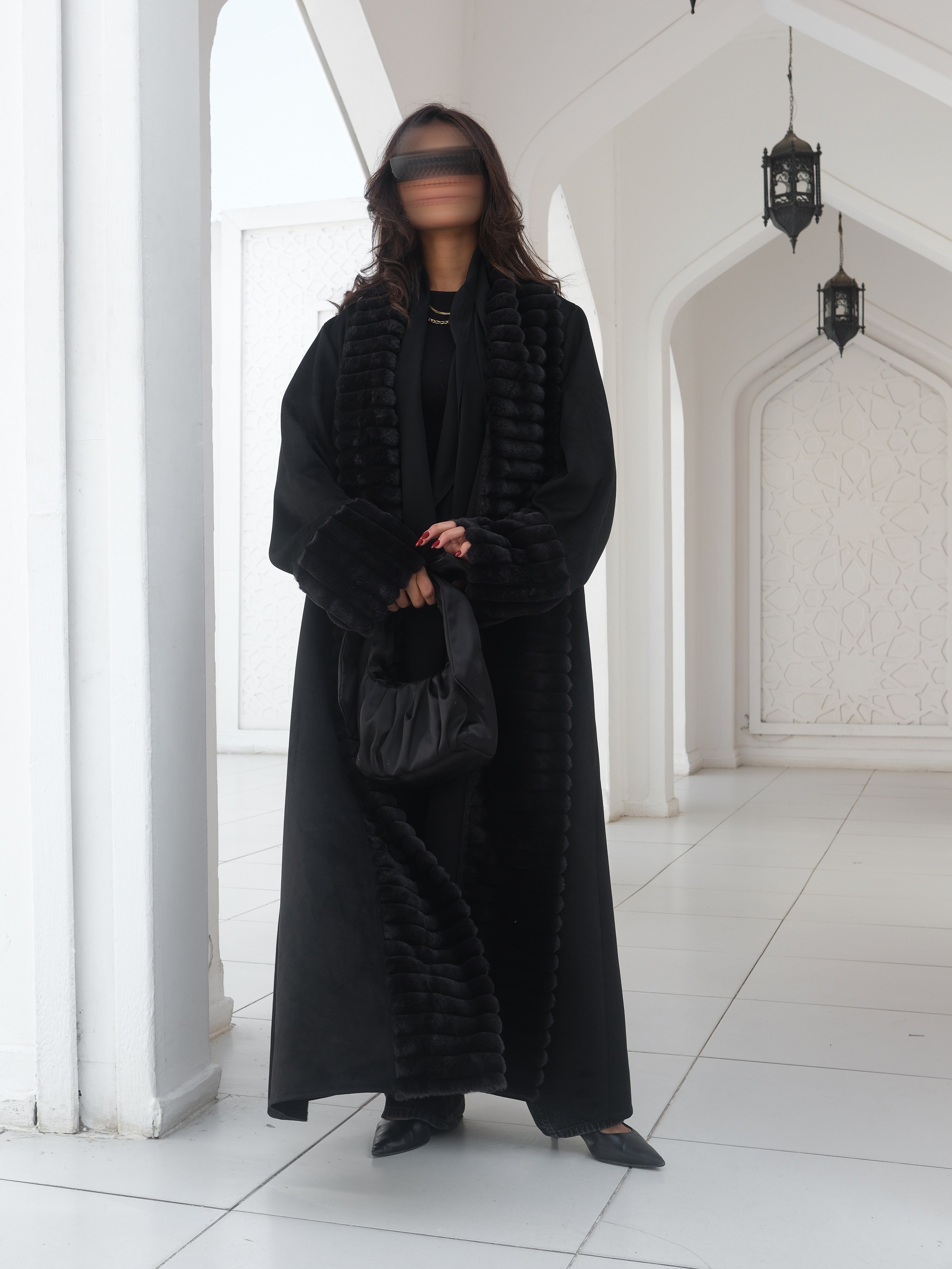 MW645 - Light Crepe Standing with Jacquard Half-Cloche