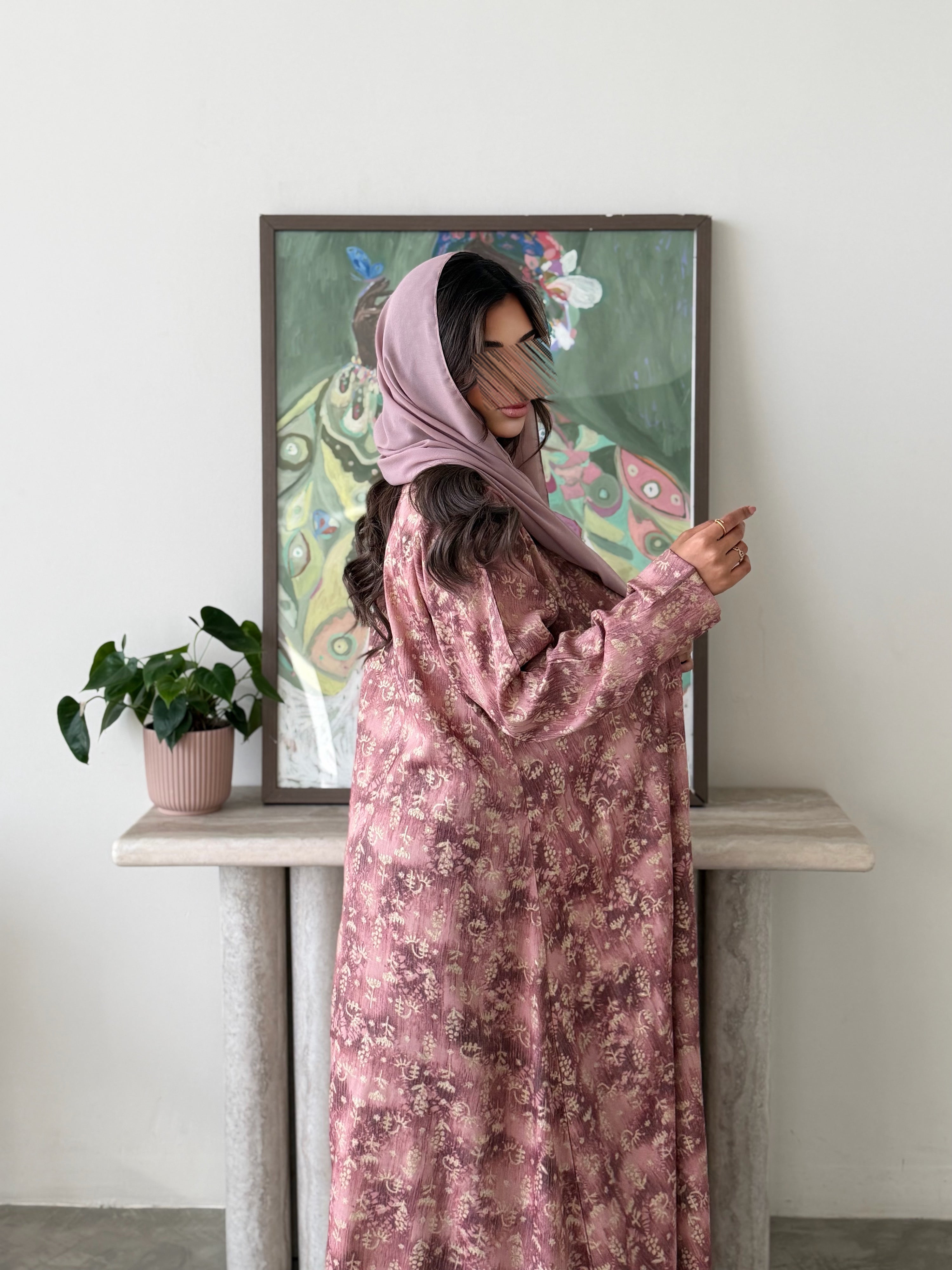 MWT773 - عباية زهرية مموجه - Aya