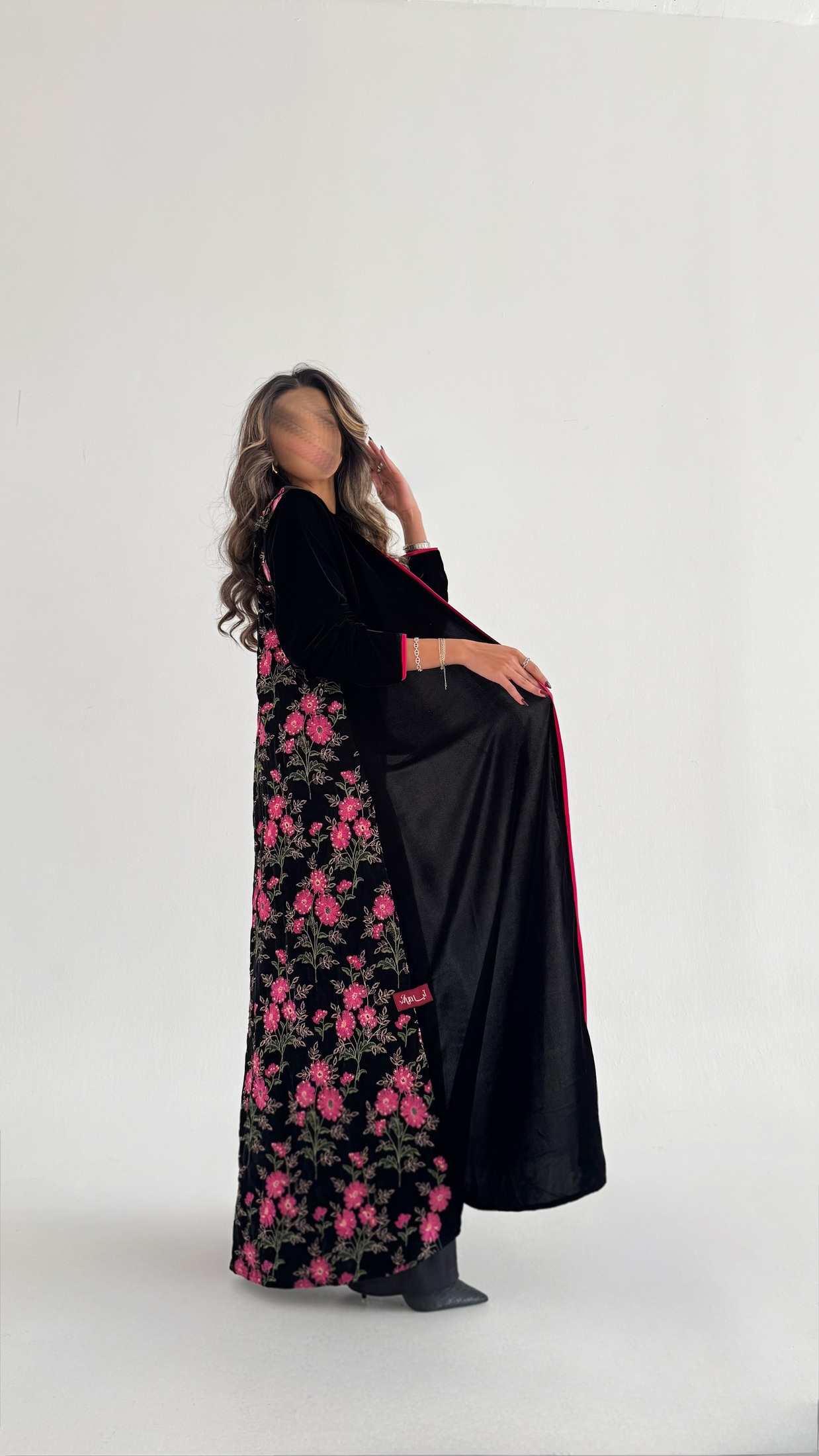 MWT732 -  Black velvet abaya with pink rose embroidery | عباية مخمل اسود مع تطريز زهري - Aya