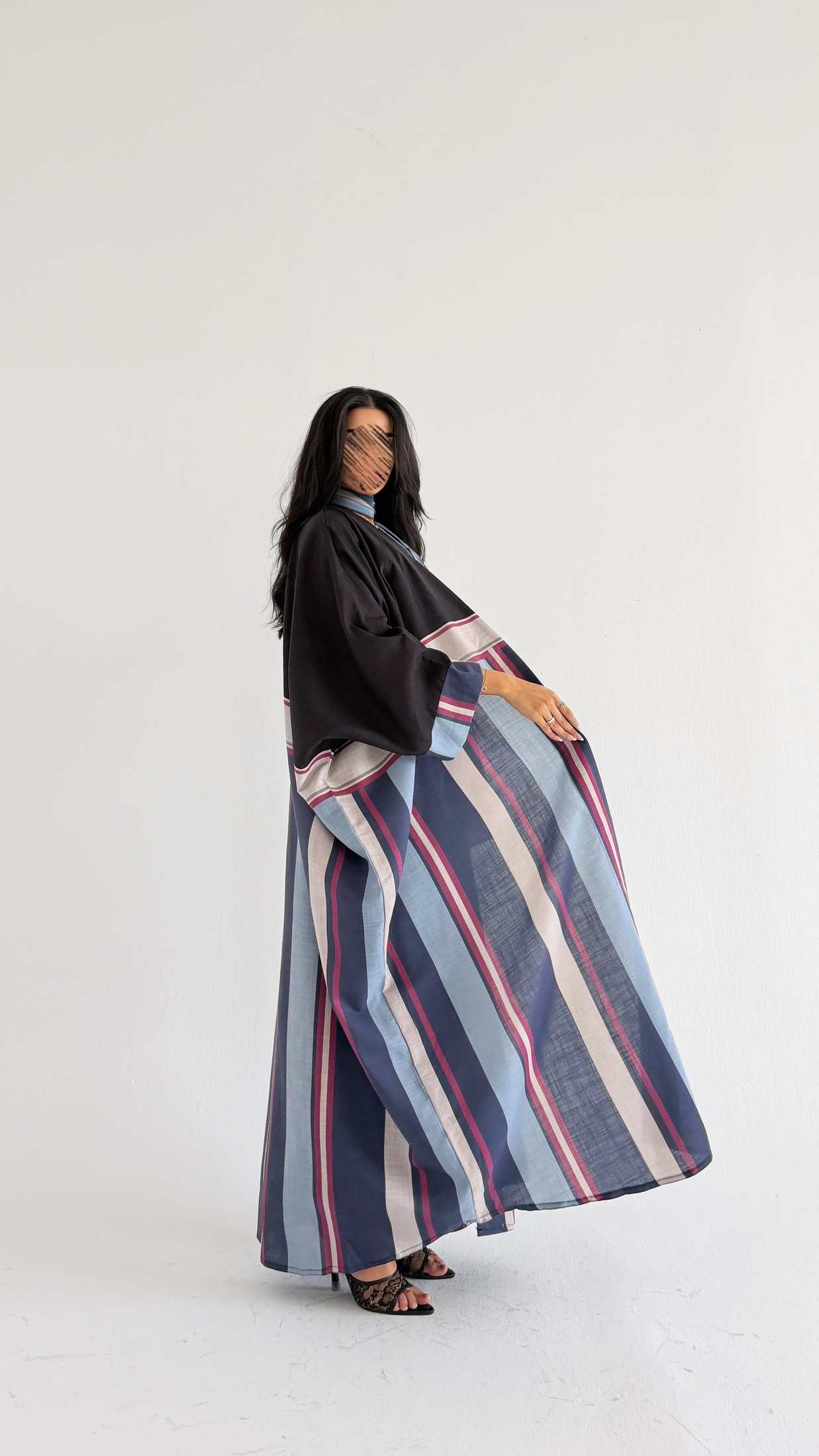 MWT1522 عباية طباعة | Printed Abaya - Aya