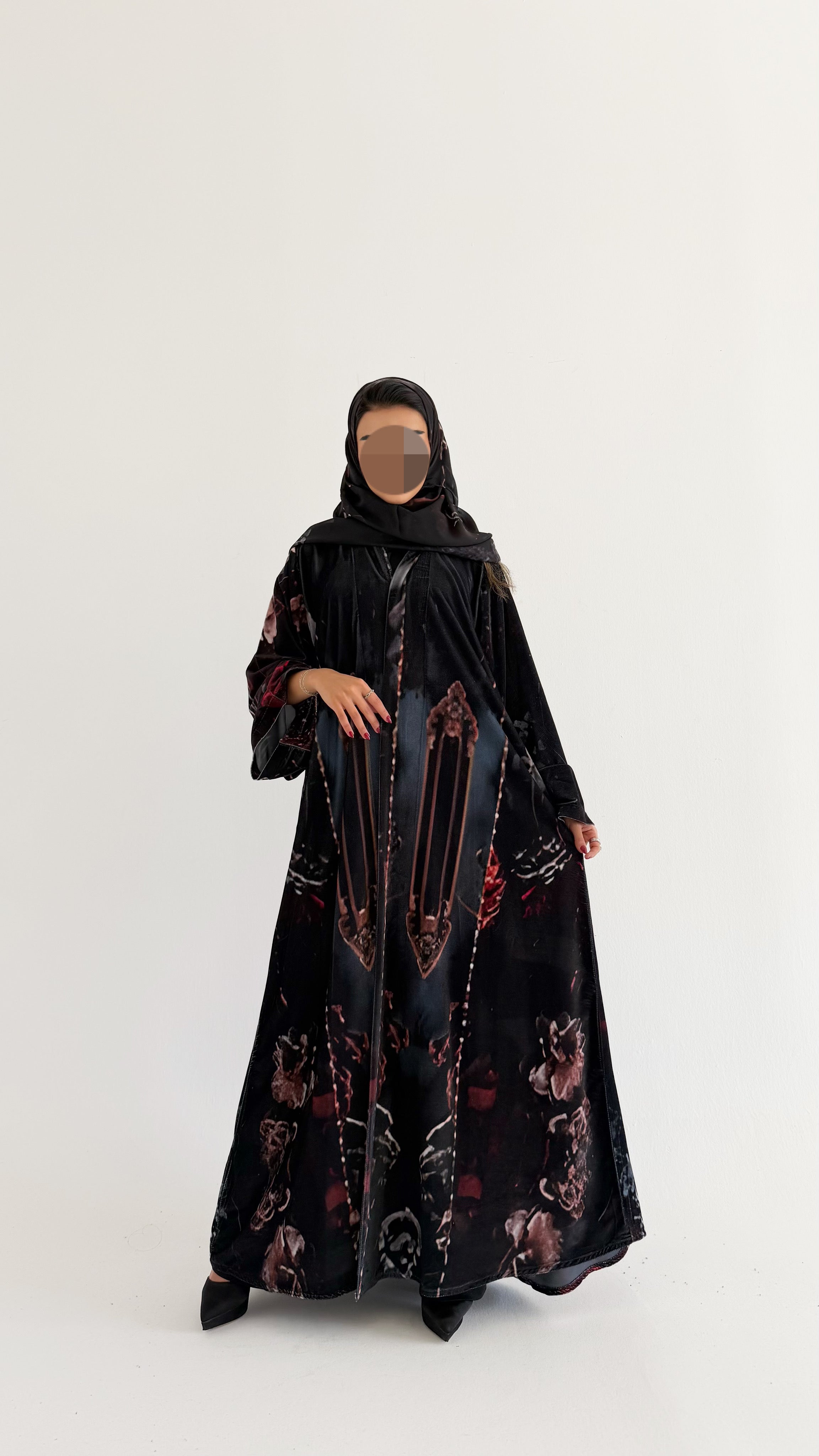 MWT888- عباية مخمل طباعة - Aya