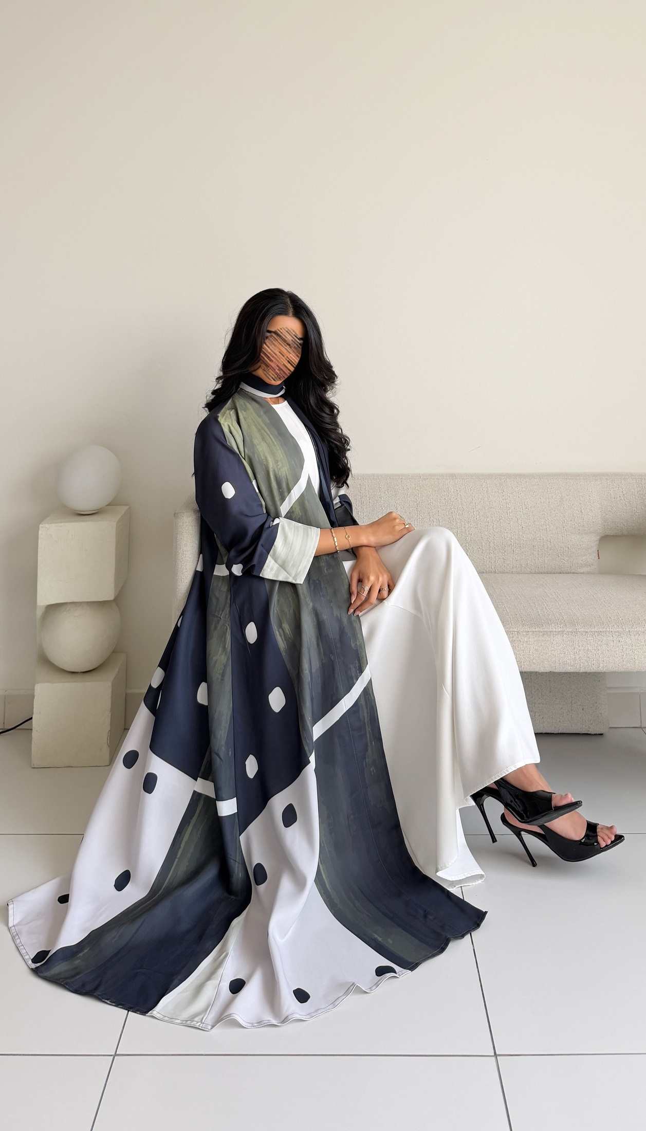 MWT1205 - عباية منقطة | Polka Dot Abaya - Aya