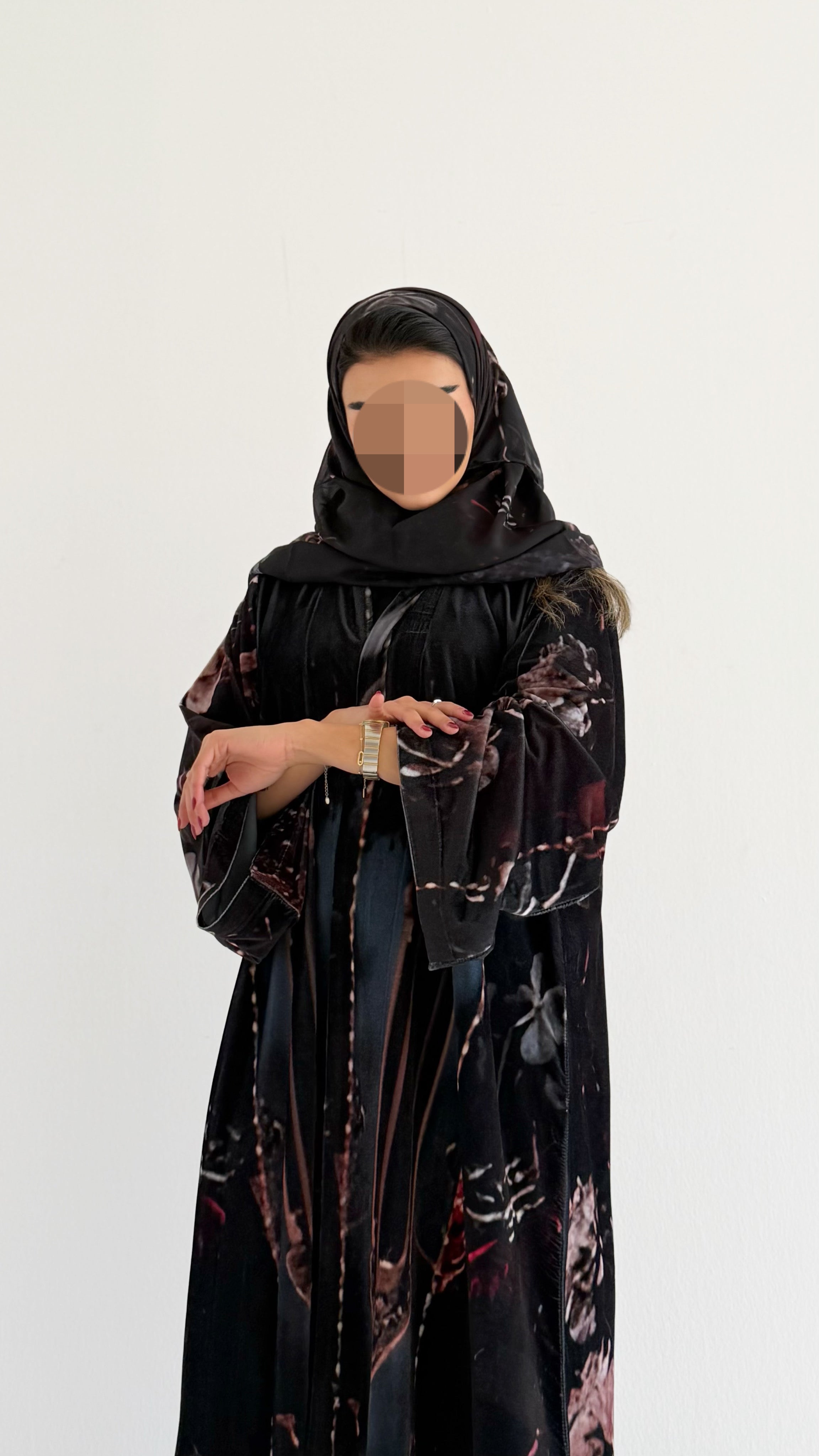 MWT888- عباية مخمل طباعة - Aya