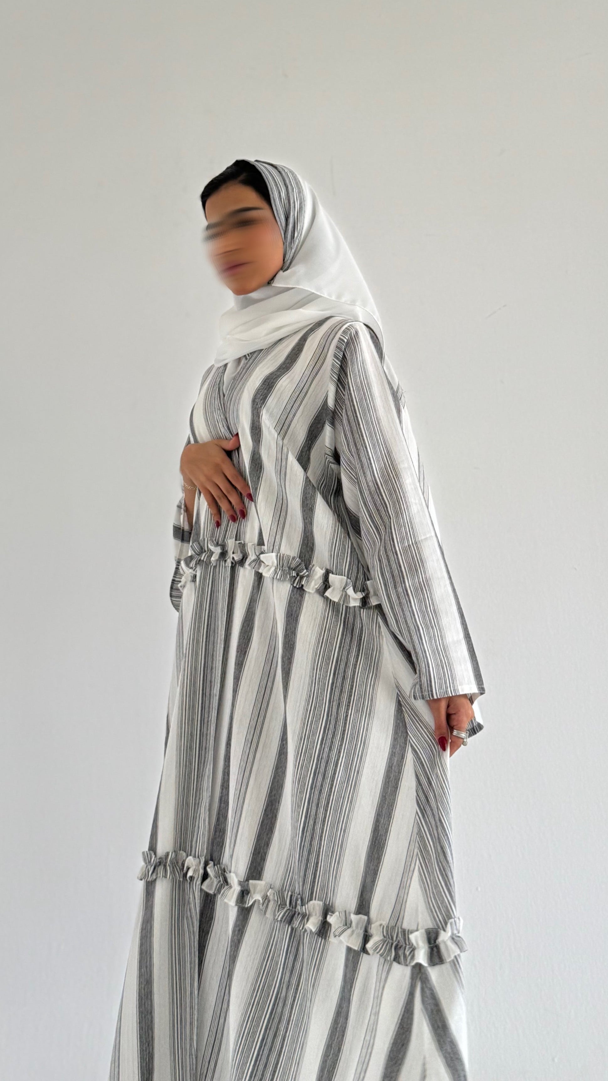 MWT301 - عباية لنن مقلم|striped linen - Aya