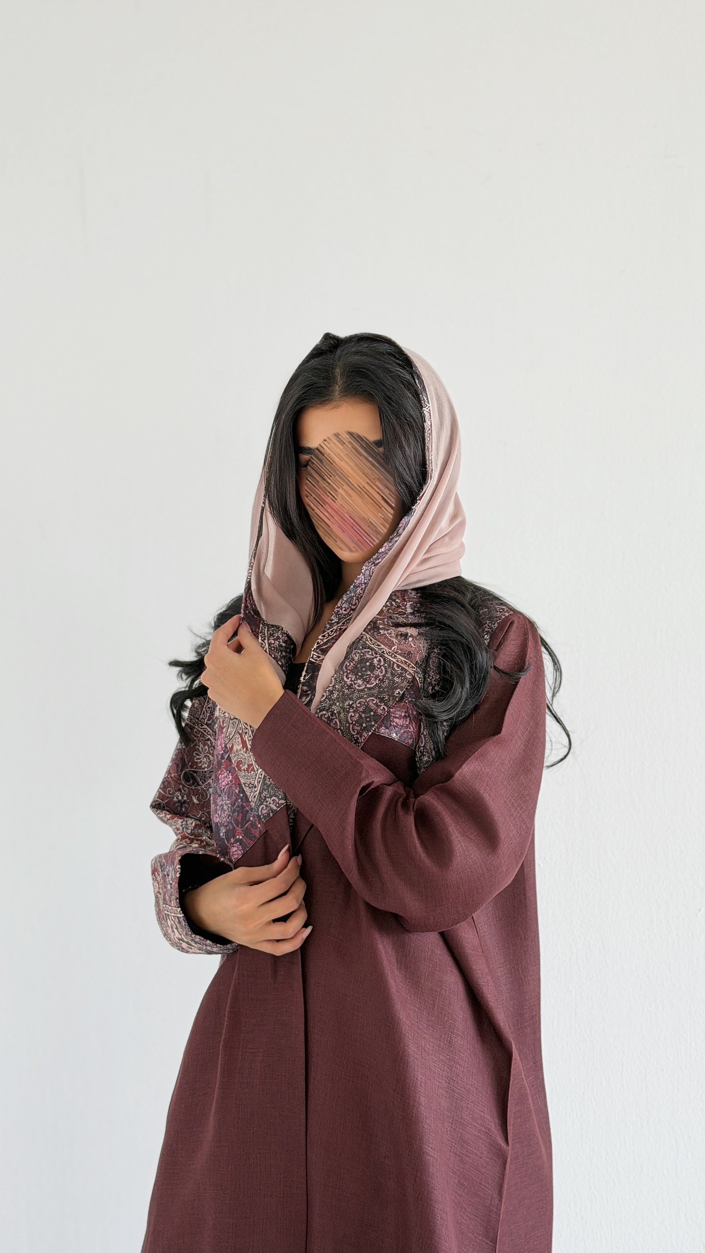 MWT1336 عباية لنن مع تدخيله لنن هندي - Aya