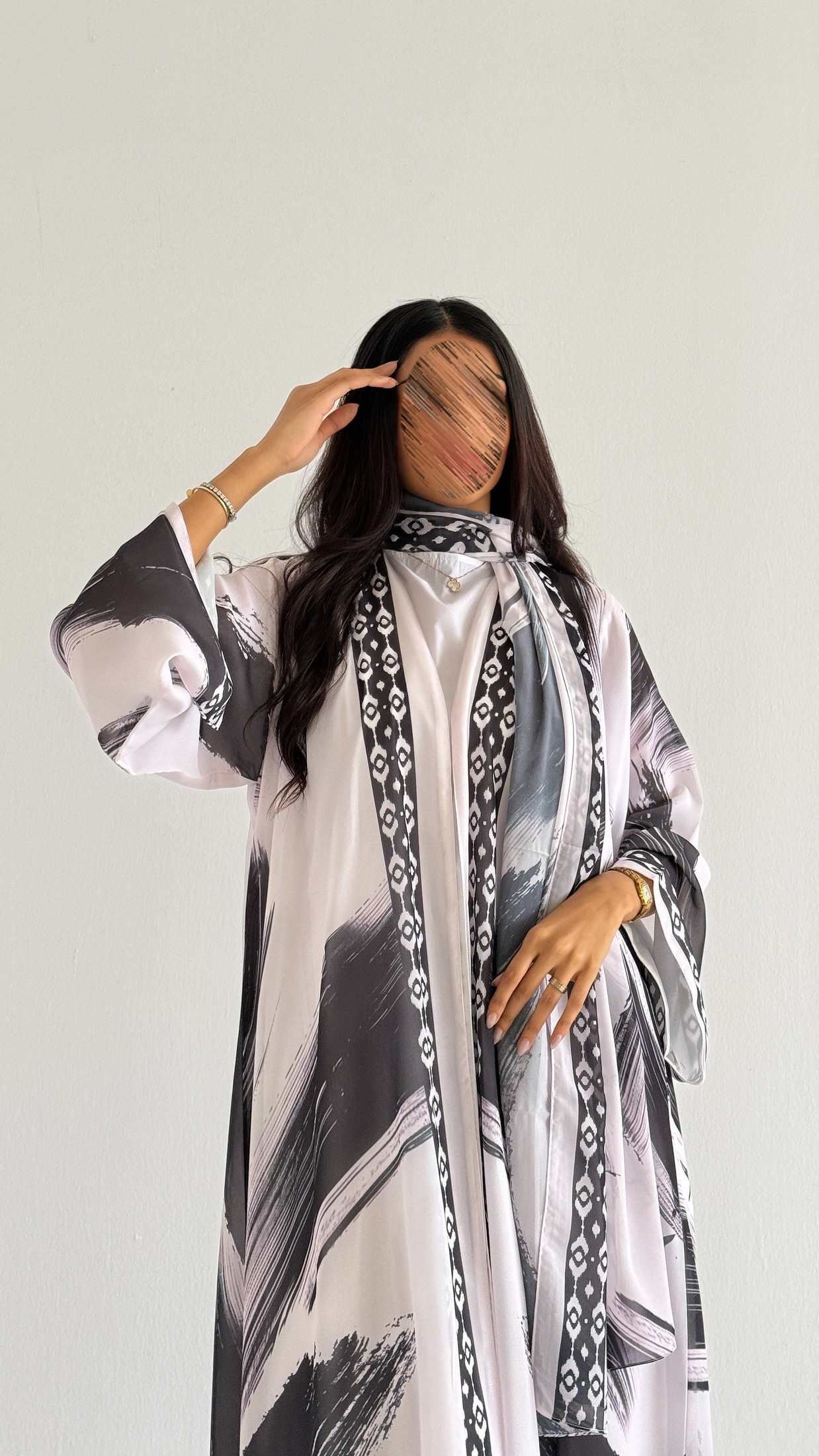 MW2181 -   عبايه شيفون طباعه حصرية - Aya