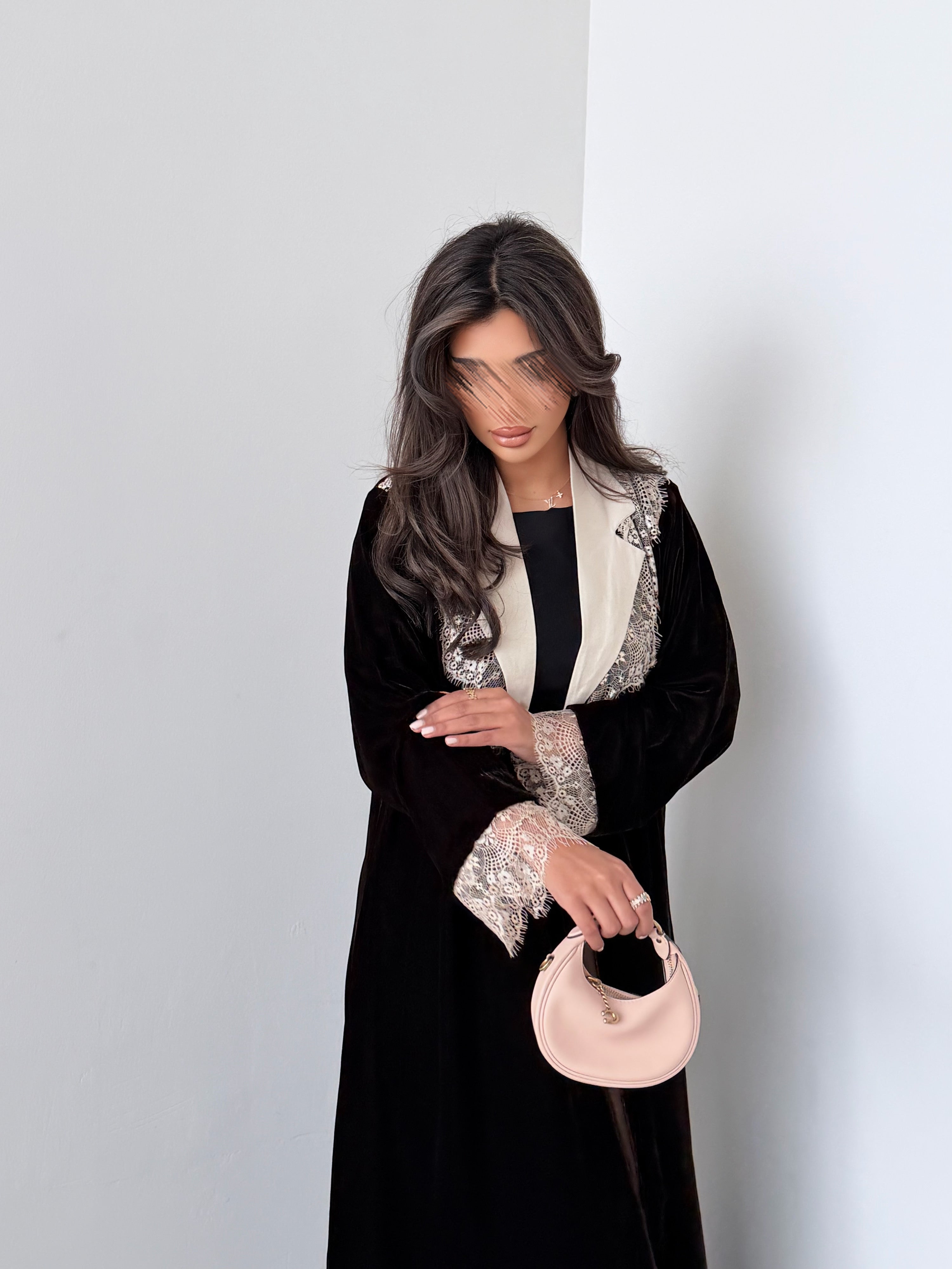 MW645 - Light Crepe Standing with Jacquard Half-Cloche