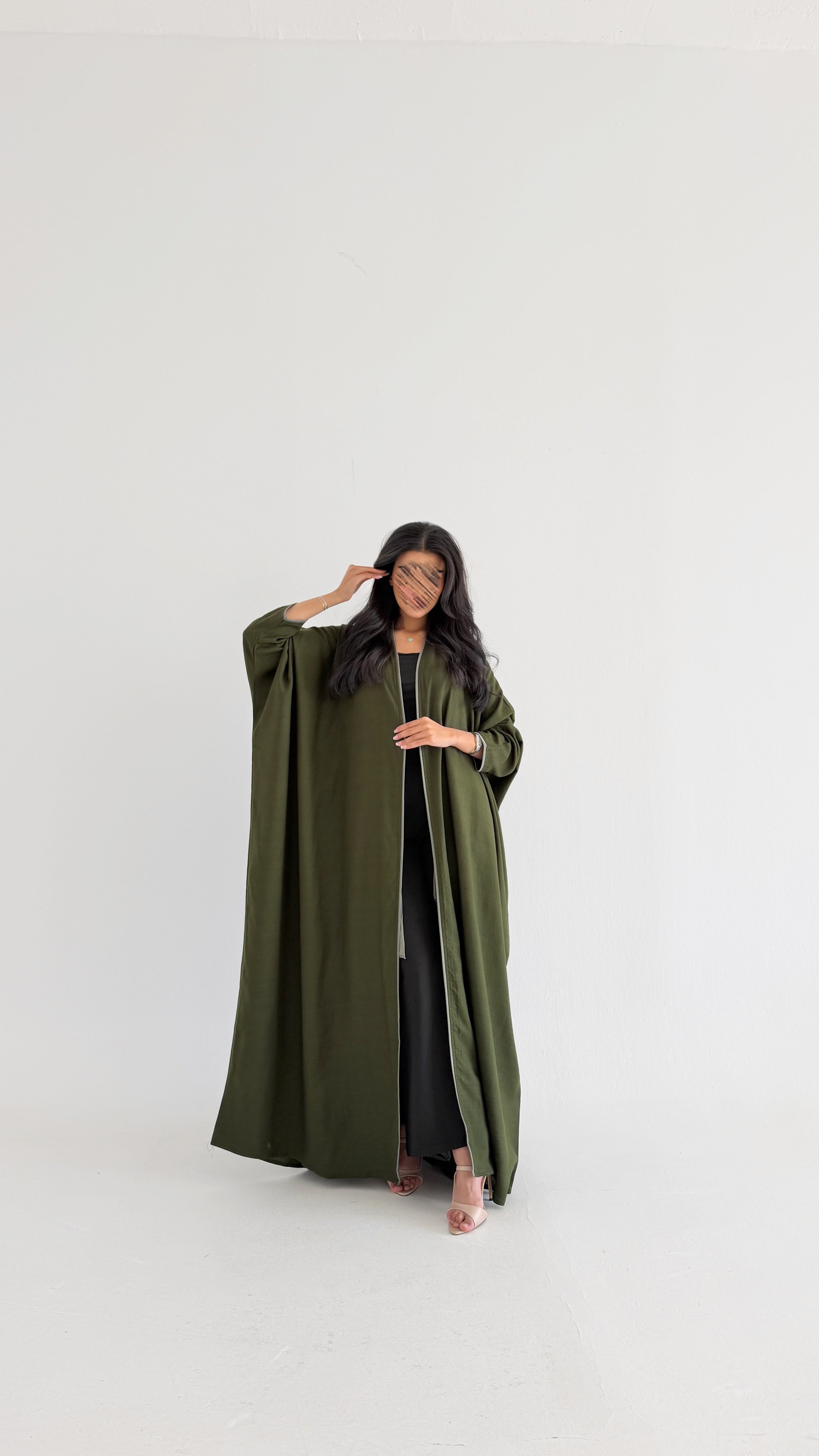 MWT2002 - عبايه لنن اخضر فاتح نص بشت - Aya