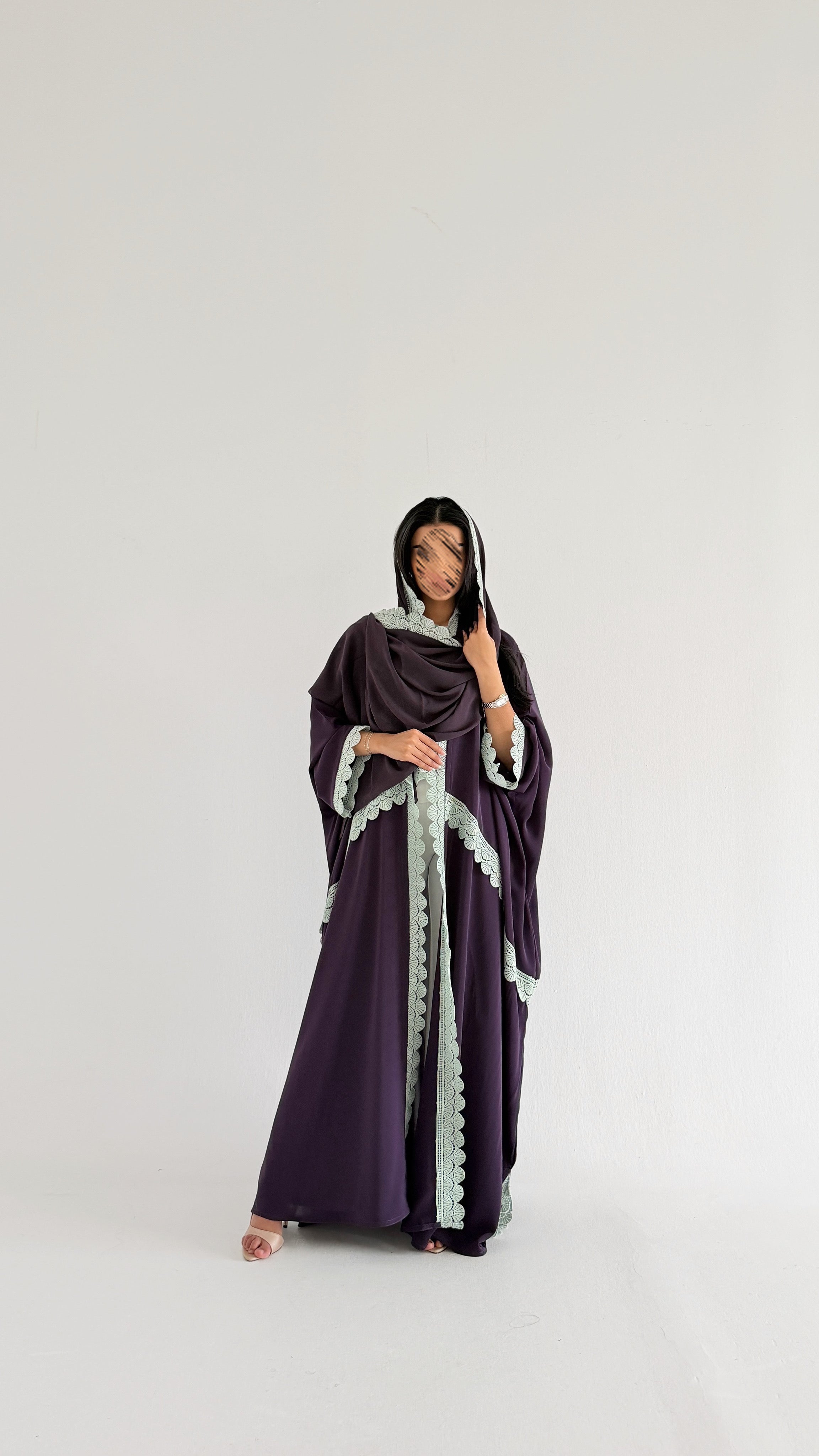 MW2162 - عبايه كريب مع اضافه كلفه مميزه وحصرية - Aya