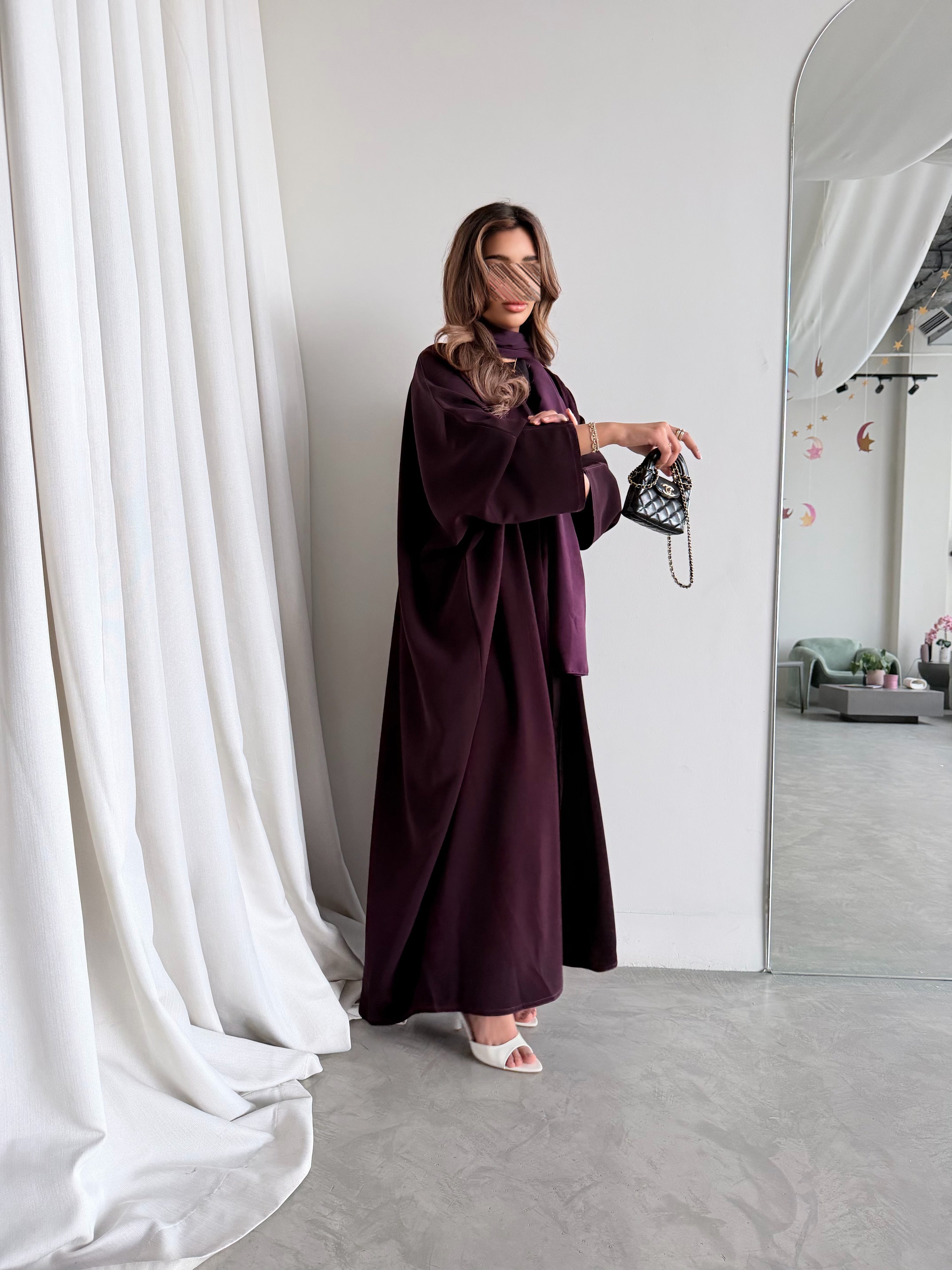 MWT5044 - قماش كريب عنابي قصة نص بشت - Aya