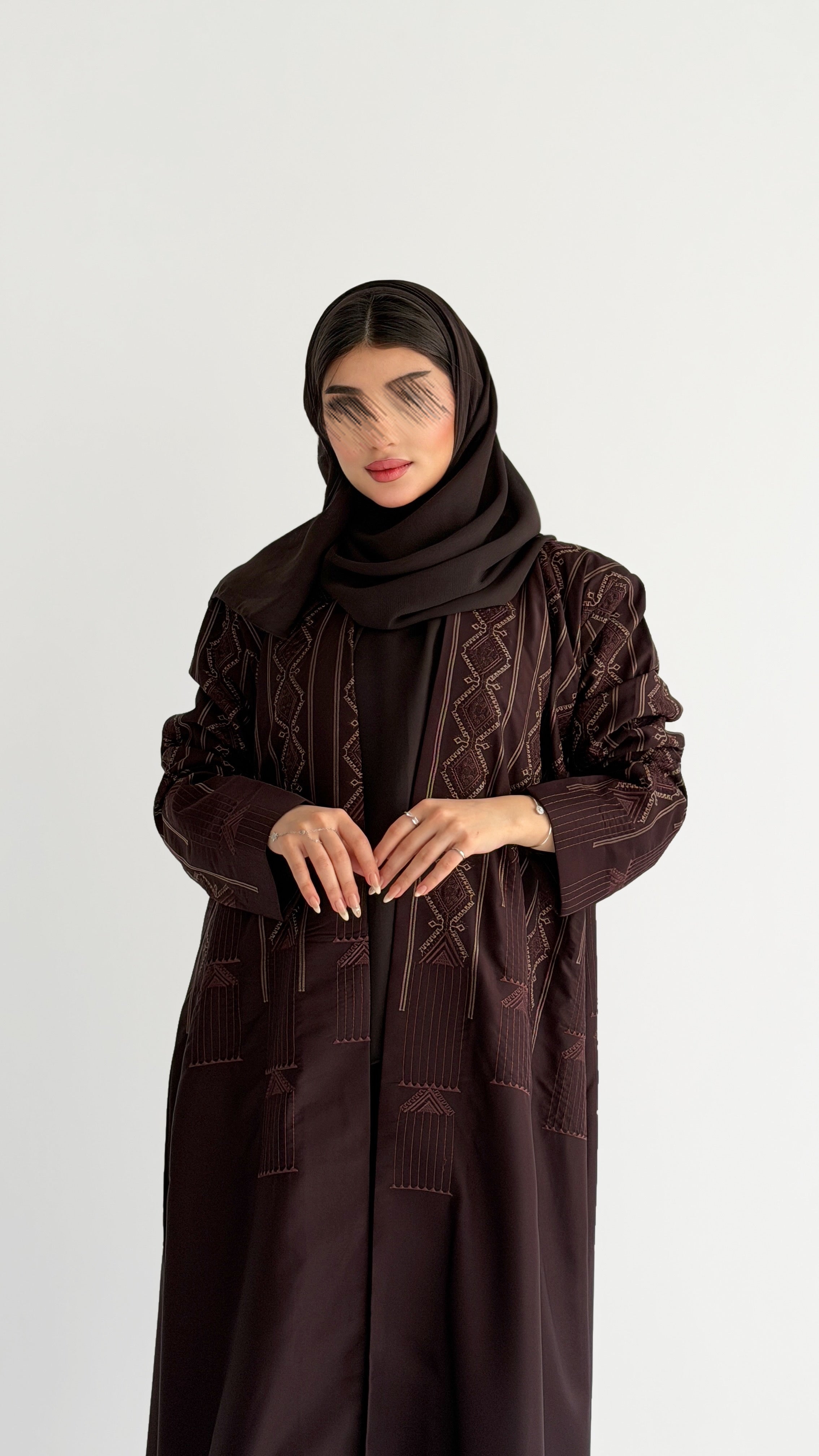 MWT1040 - عباية بني بتطريز - Aya