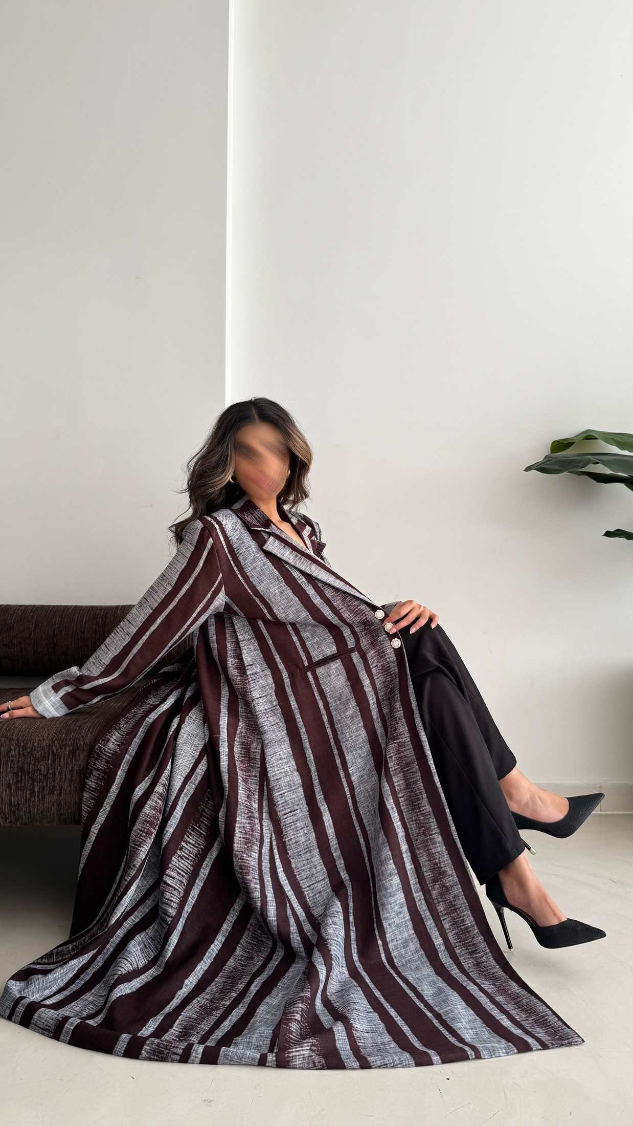 MWT832 - عباية بليزر طباعة | Printed Blazer Abaya - Aya