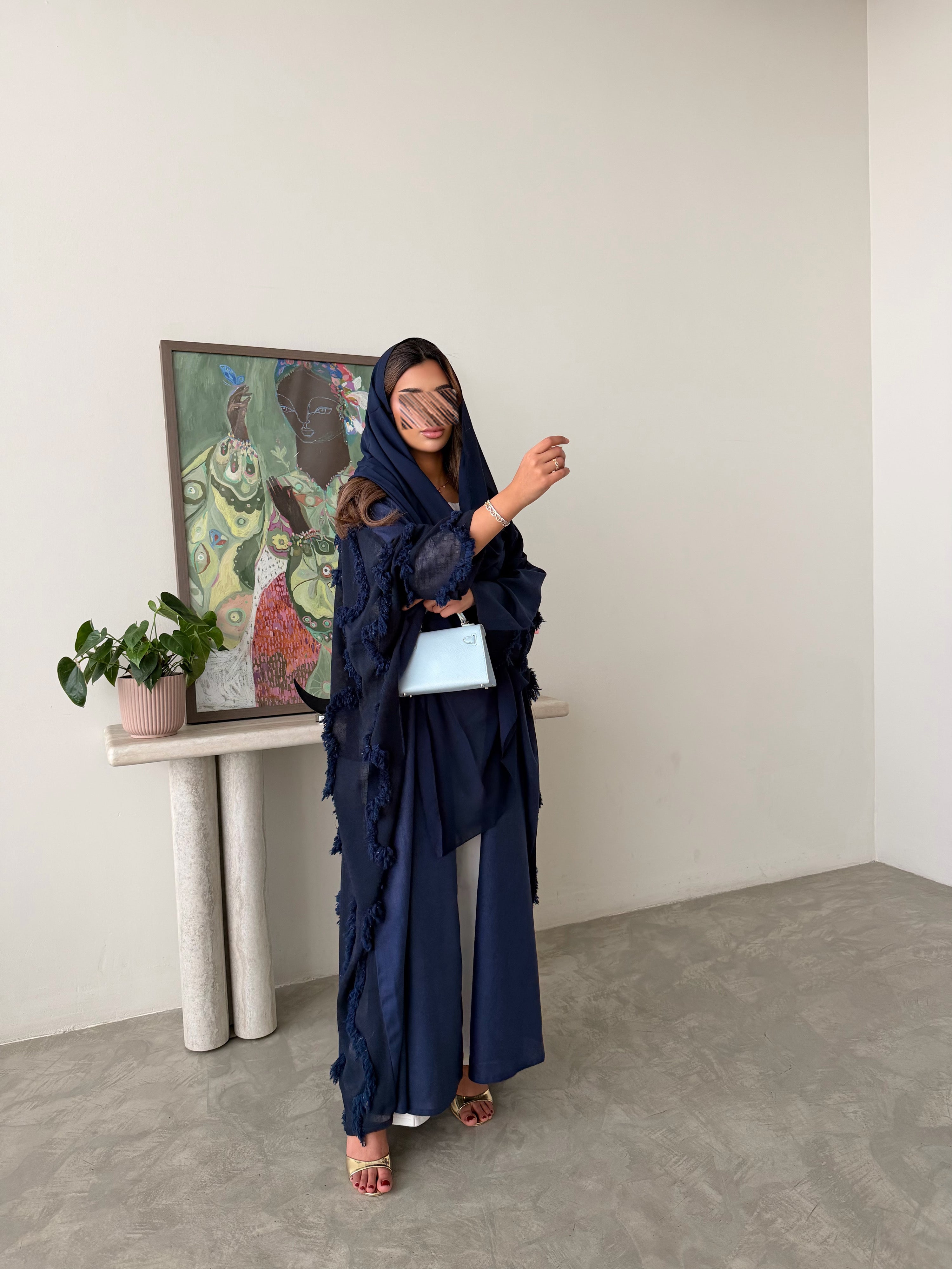 MWT5041 - قماش لينن كحلي ساده من الأمام مع كحلي هدب من الخلف قص نص كلوش - Aya