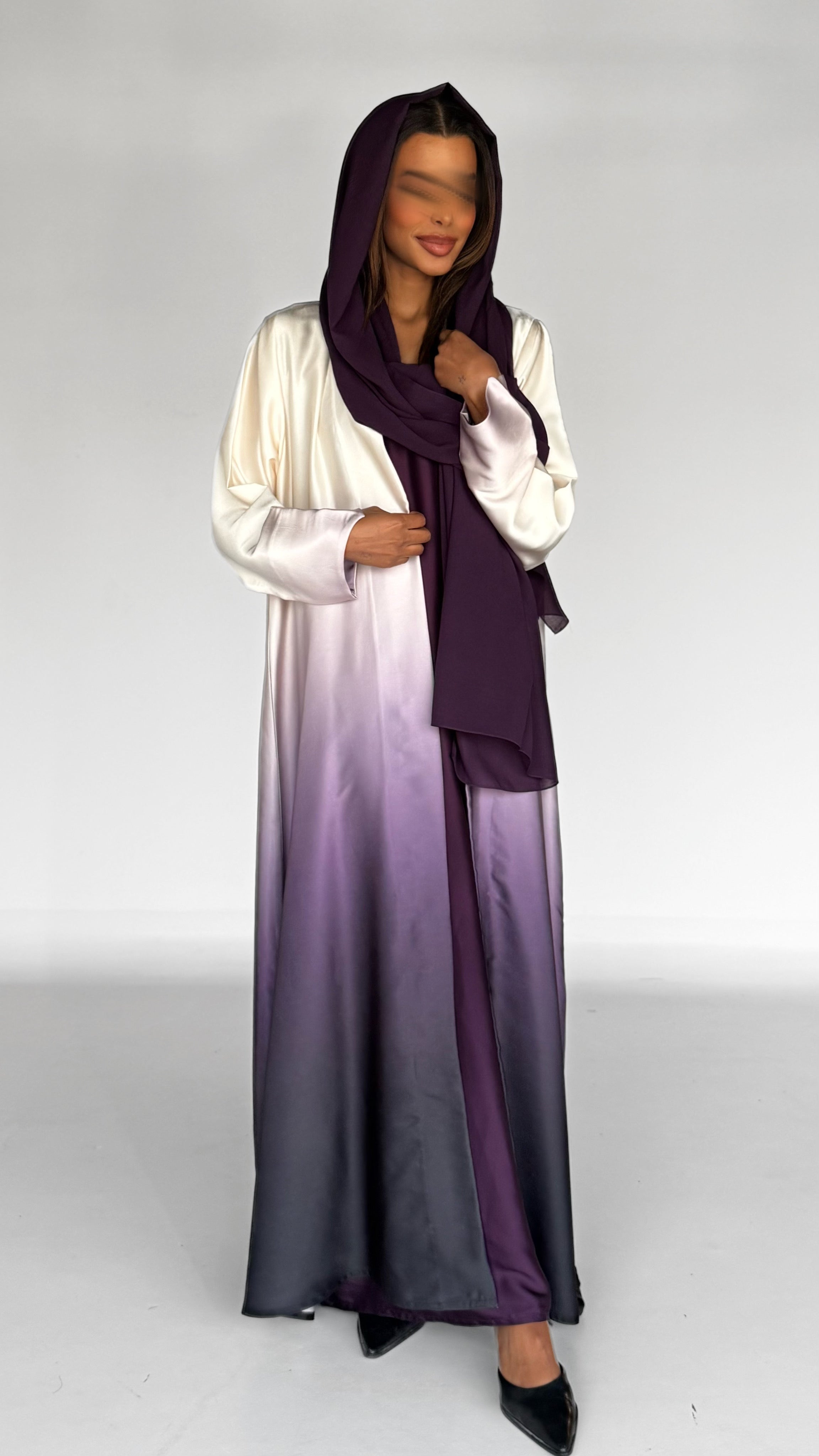 MW1821 - عباية حرير متداخل بالوان لمبرقيني مع اضافة فستان داخلي