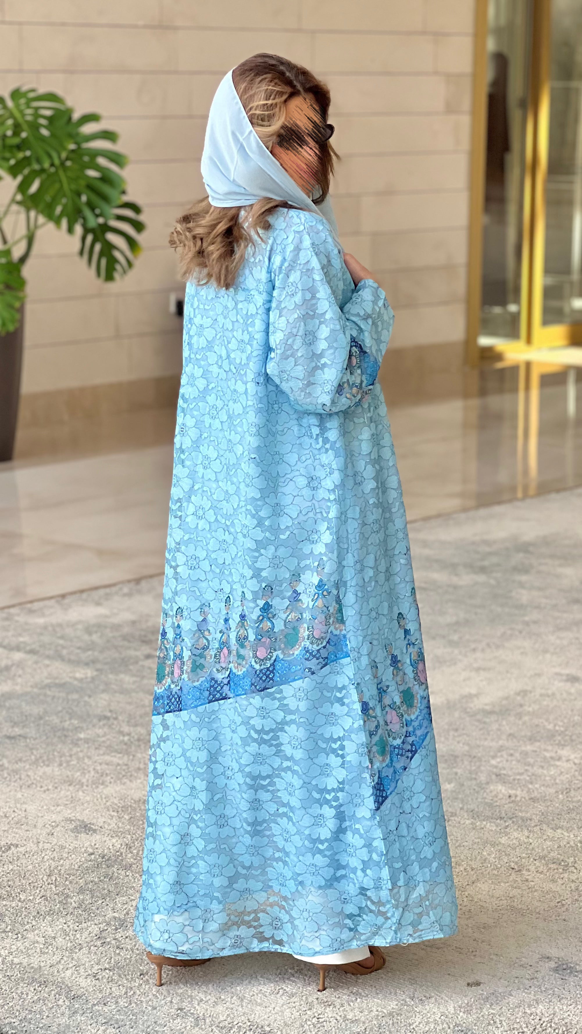 MWT484 - عباية دانتيل سماوي - Aya
