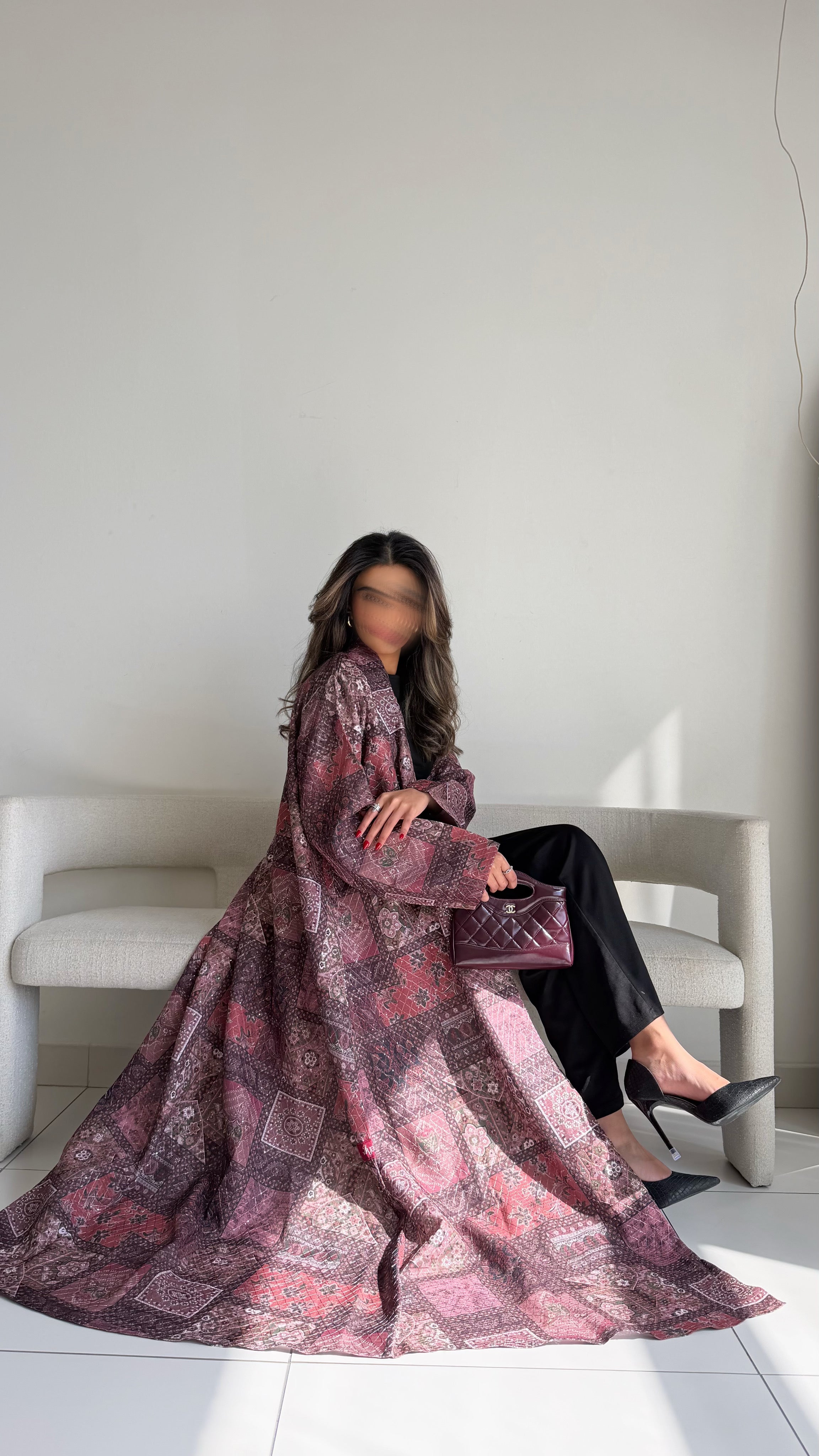 MWT535 - عباية لنن مطرزة - Aya