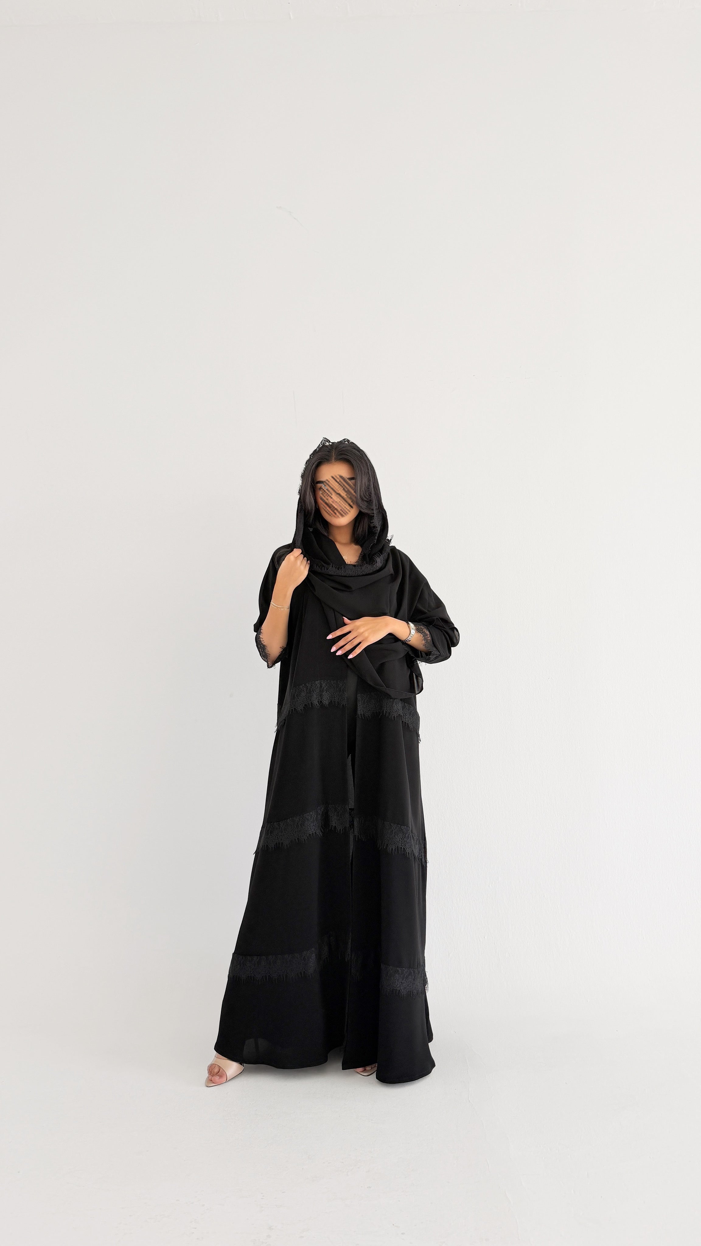 MW2095 - عباية ملكي بقصة كلوش عصرية - Aya