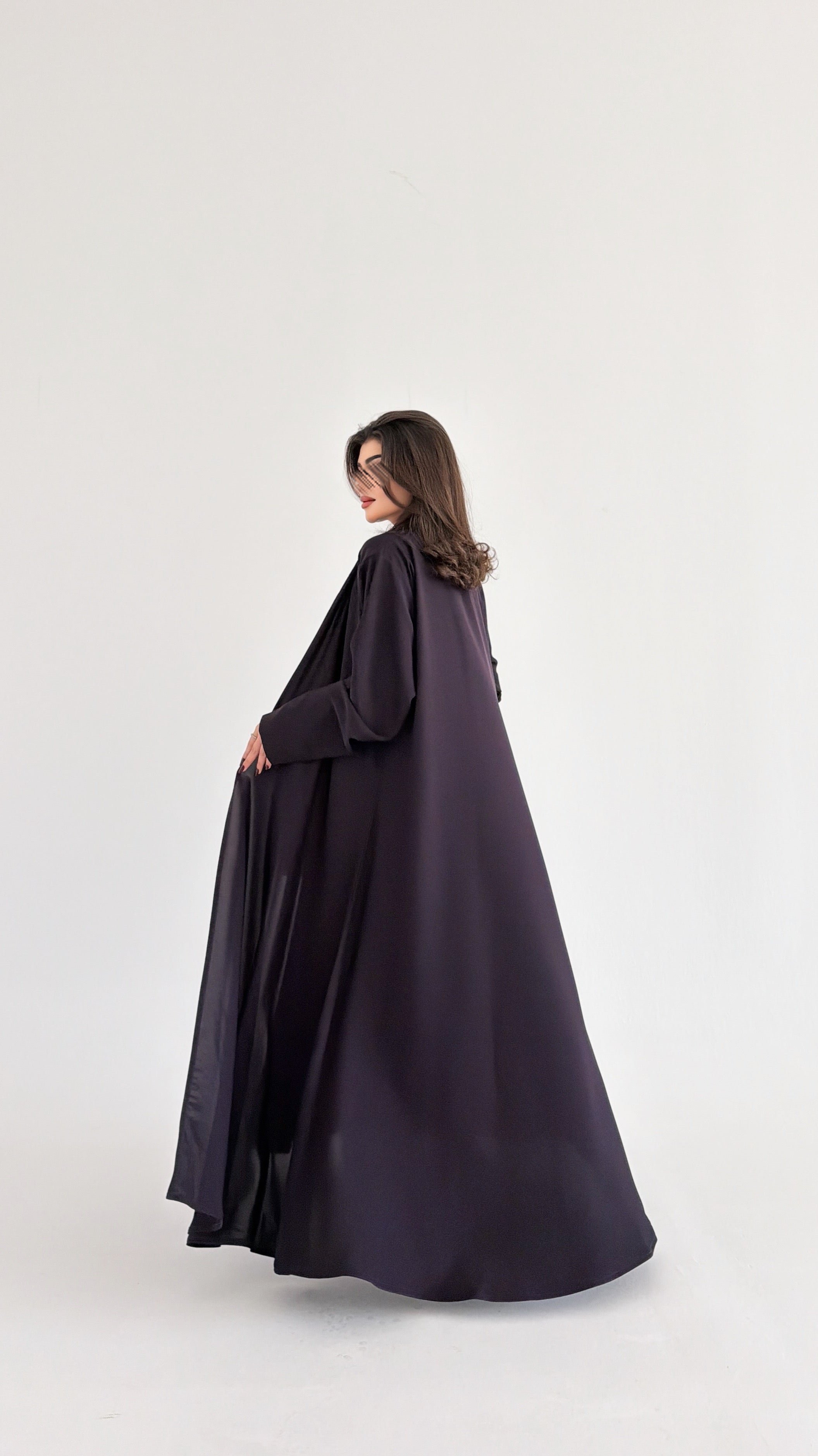 MWT1088 - عباية كريب سادة بقصة جميلة