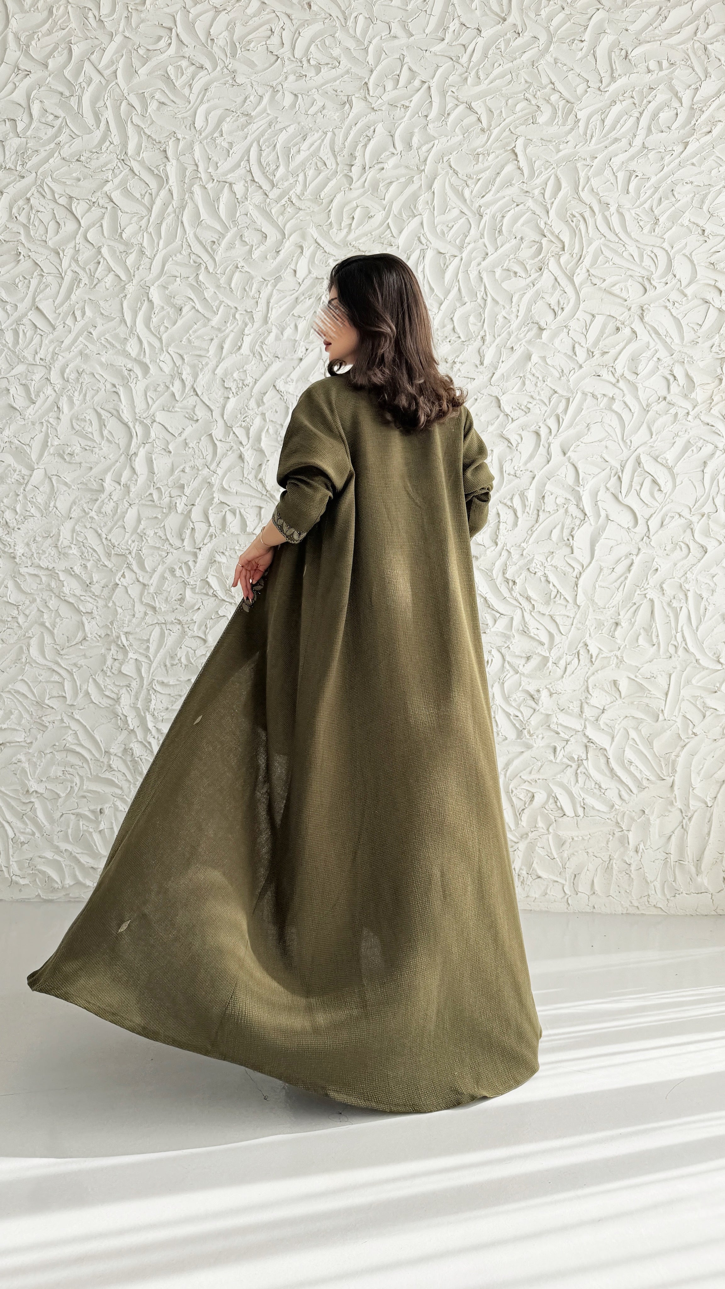 MW2053 - عباية لنن هندي قصه هينك تطريز يدوي - Aya