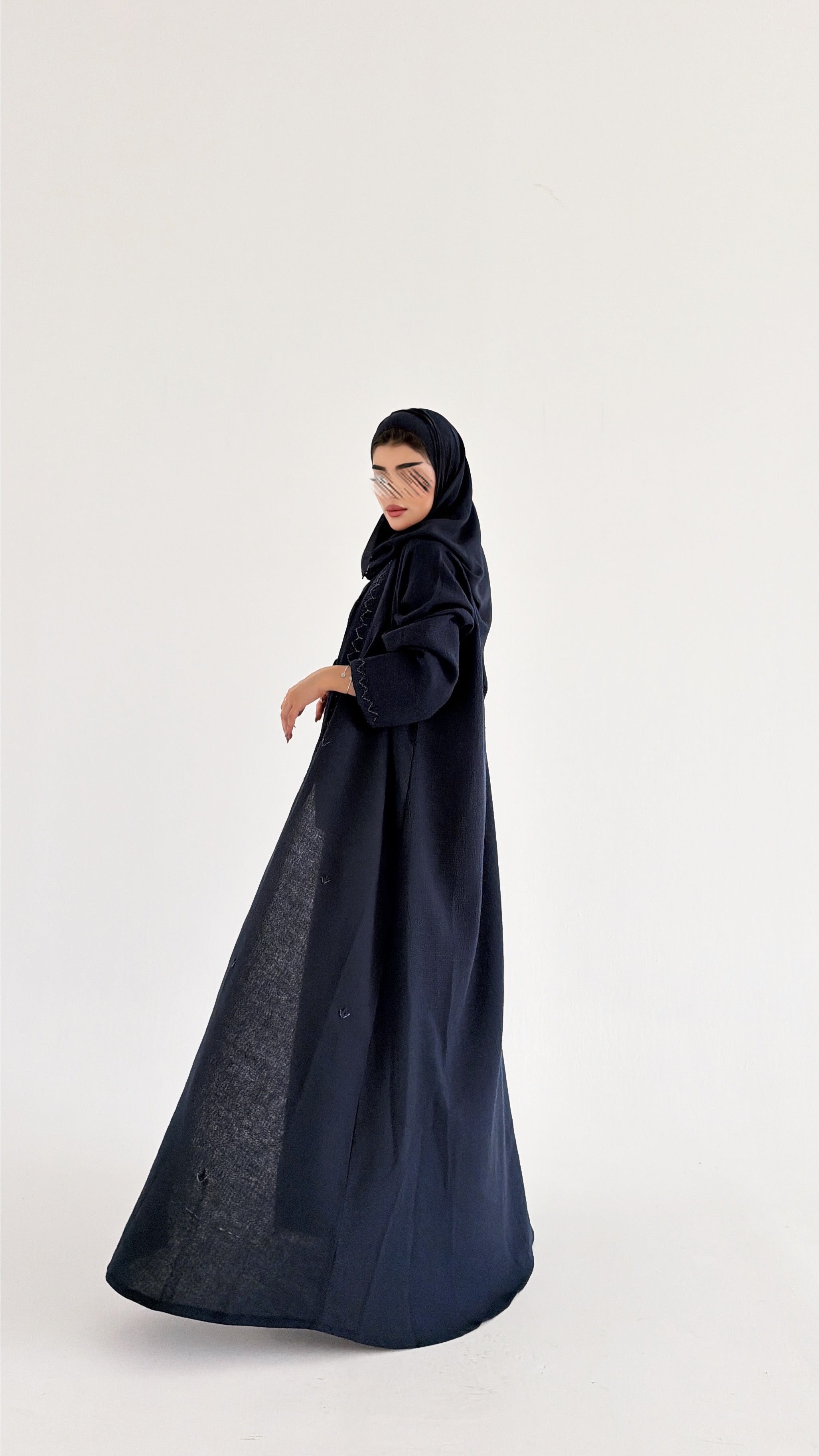 MW2055 - عباية لنن هندي قصه هينك تطريز يدوي - Aya