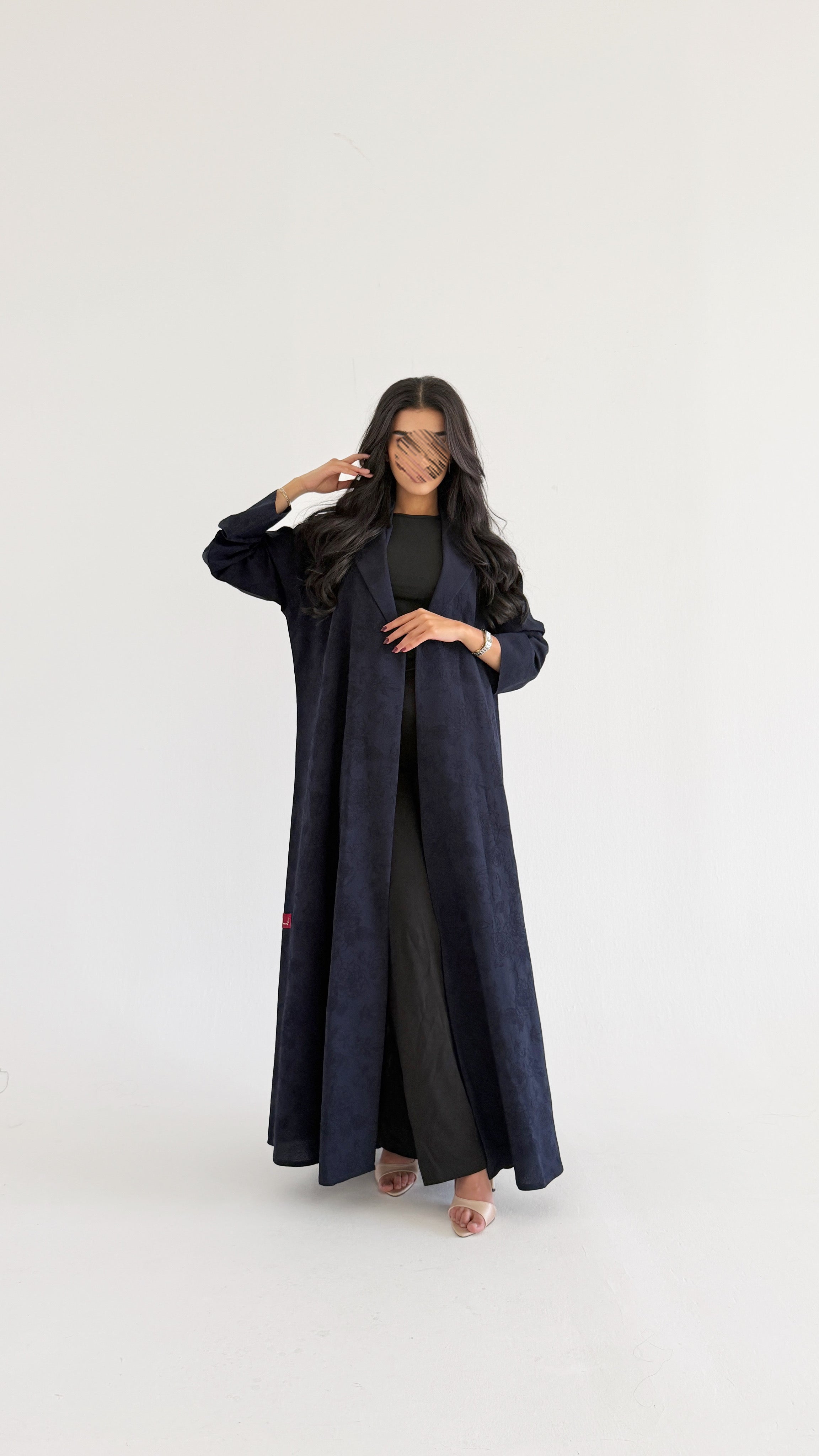 MW2087 - عباية جاكار أنيقة بقصّة بليزر عصرية - Aya