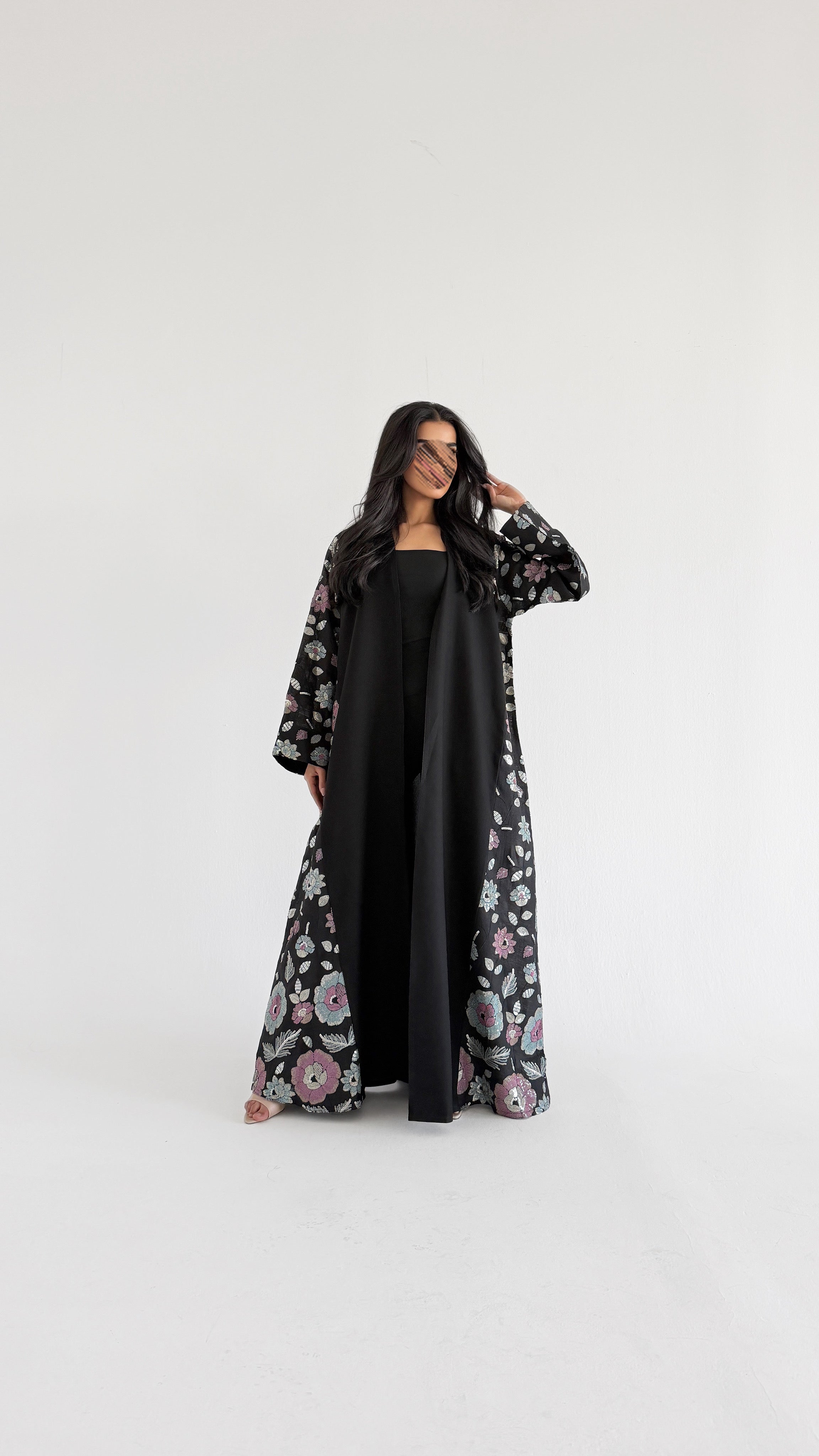 MWT1115 - عباية لنن مع تدخلية ركامة - Aya