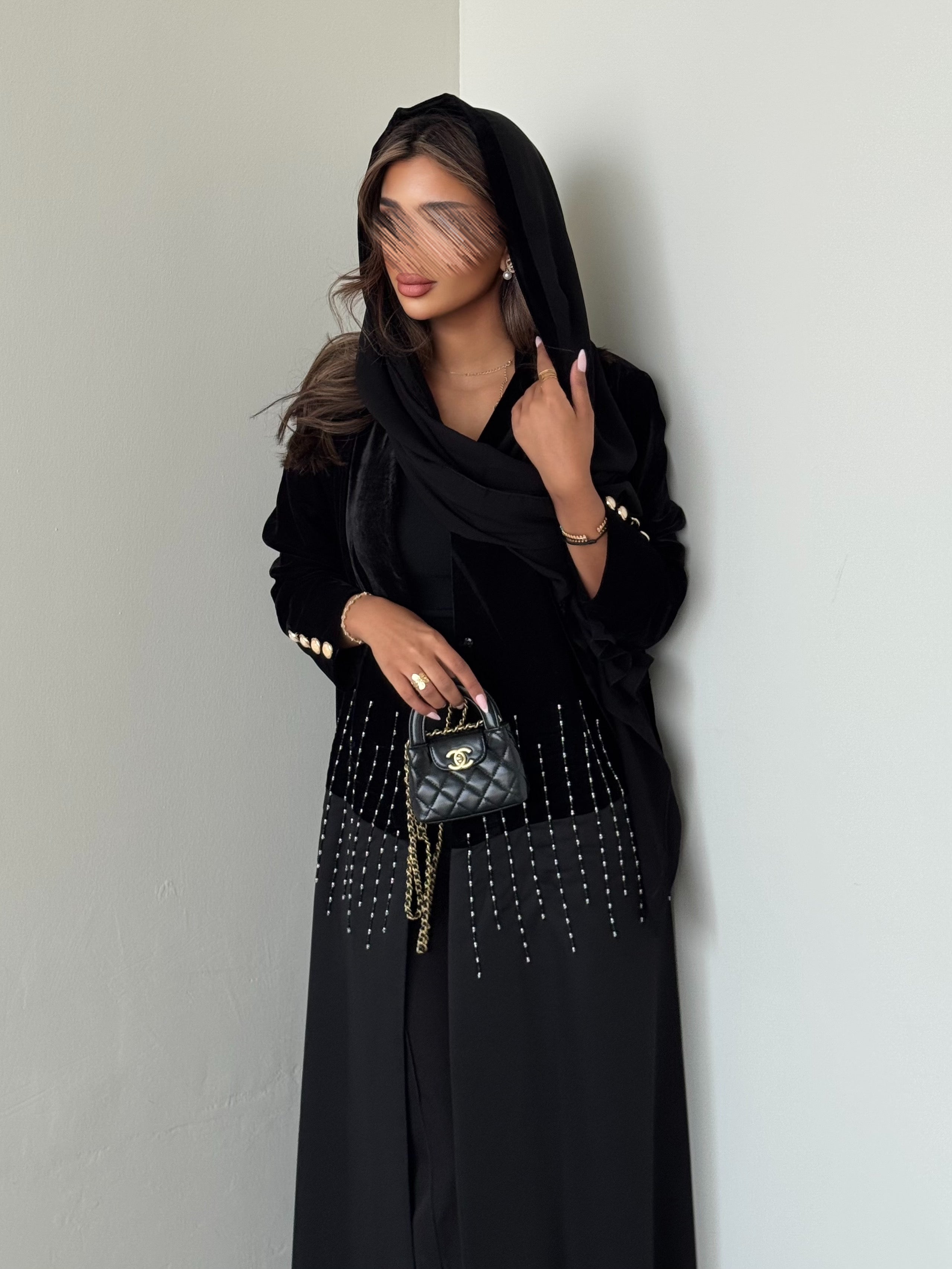 MWT558 - عباية مخمل مع تفته شك - Aya